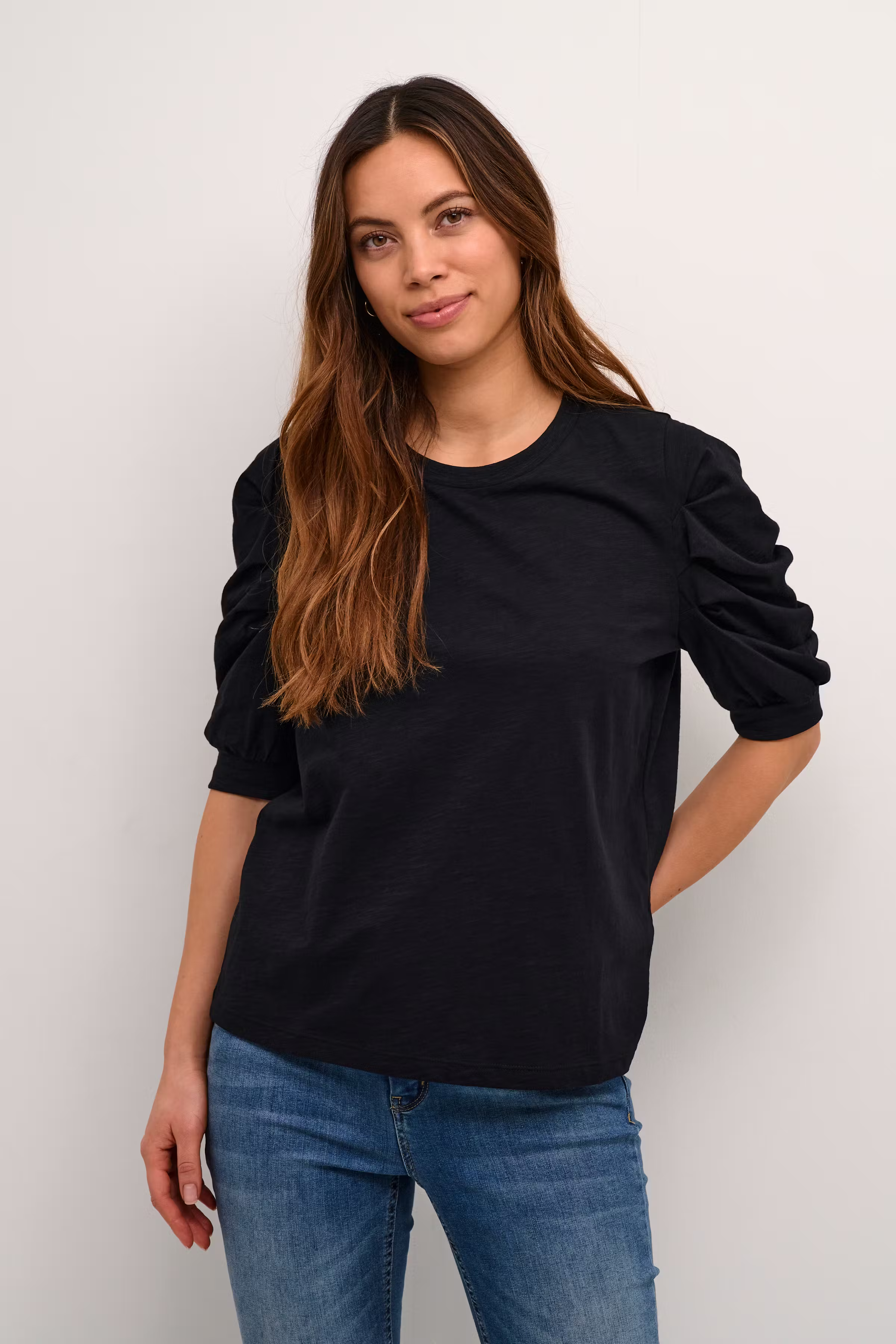 CUbiana T-shirt LOOKBOOK FRONT 50111155-500012