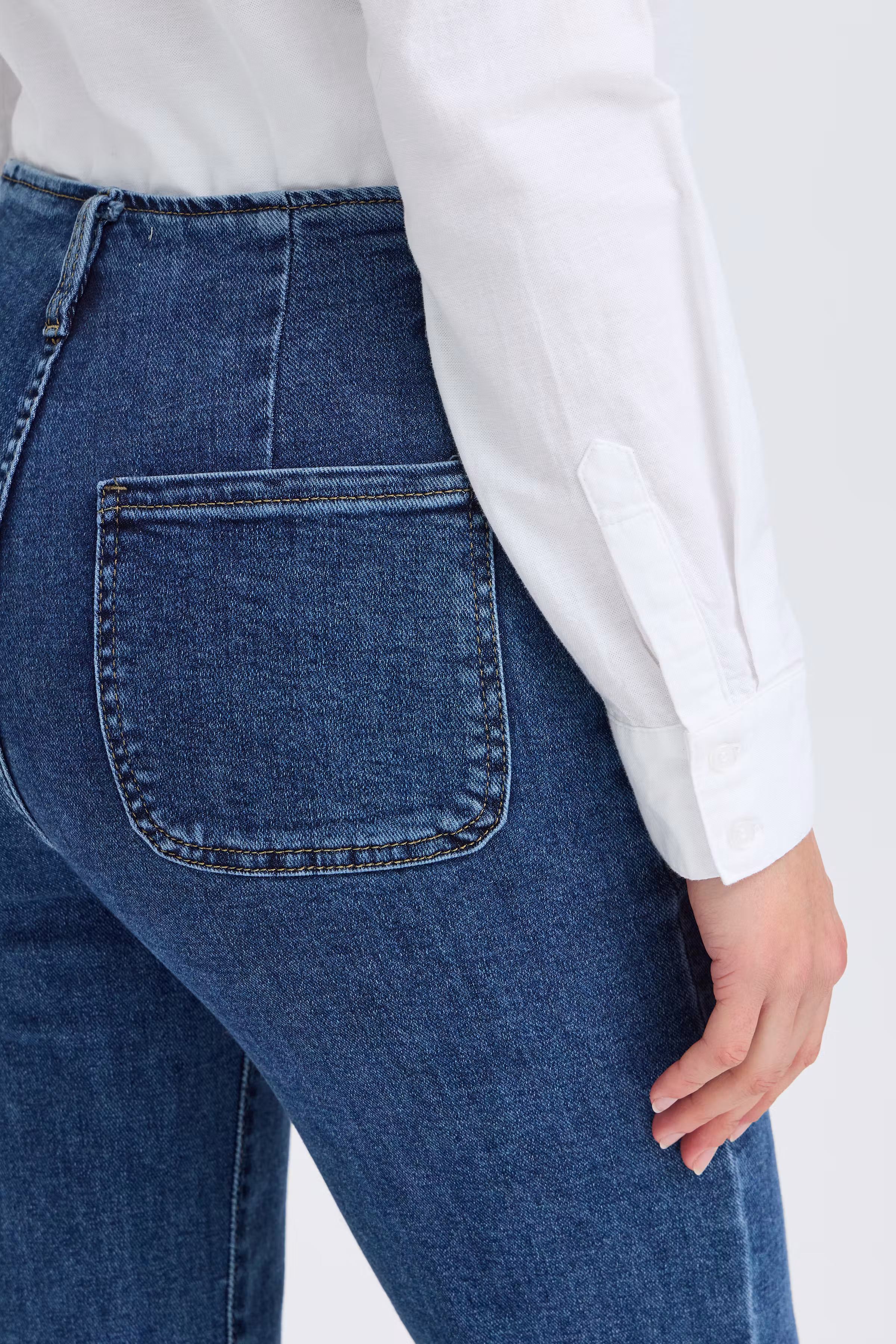 SBXDIONE Bukser LOOKBOOK DETAIL 22101230-203514
