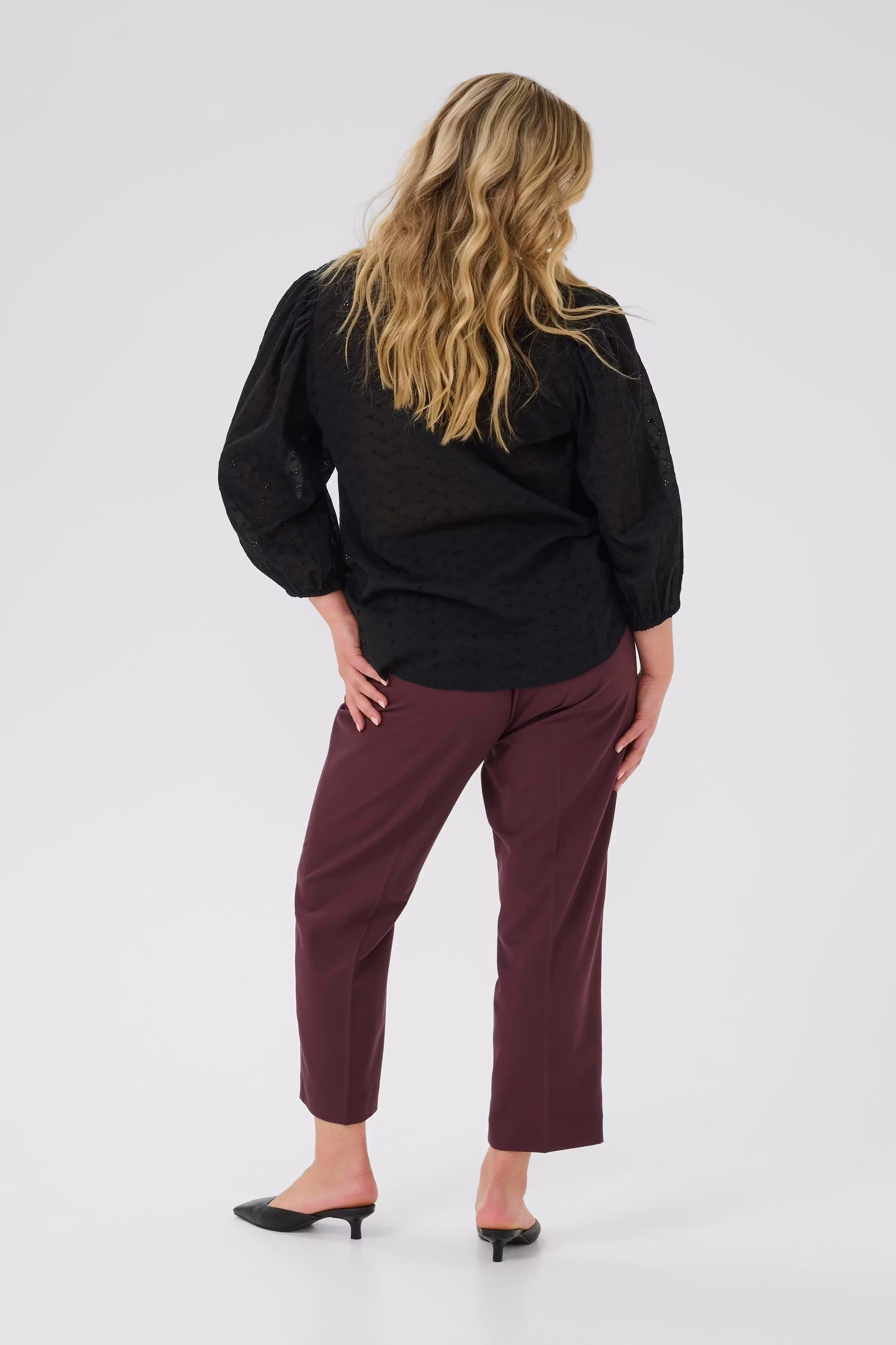 KCmaia Blouse LOOKBOOK BACK 10583470-100121