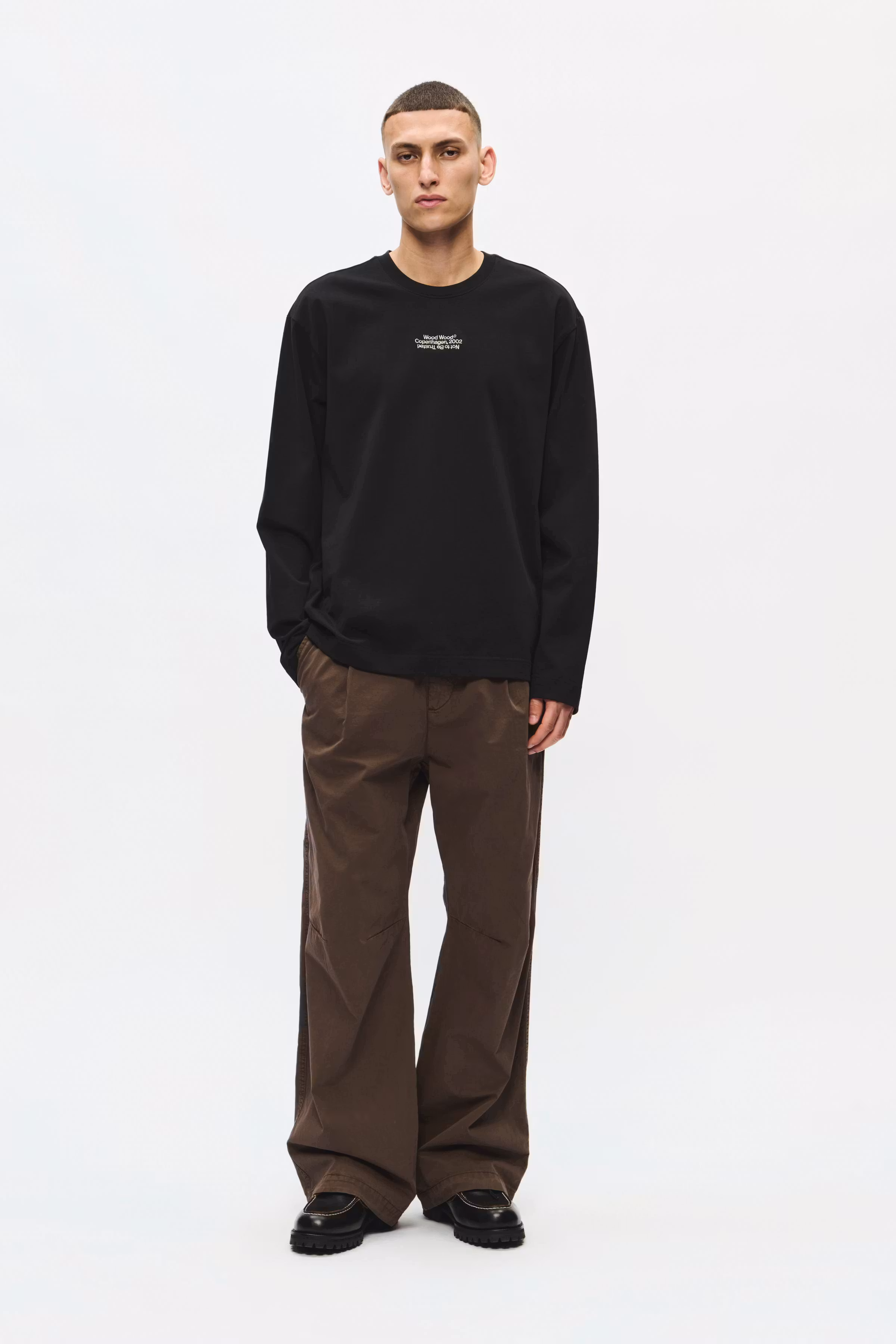 WWRyan T-shirt LOOKBOOK FRONT 30252262-303700