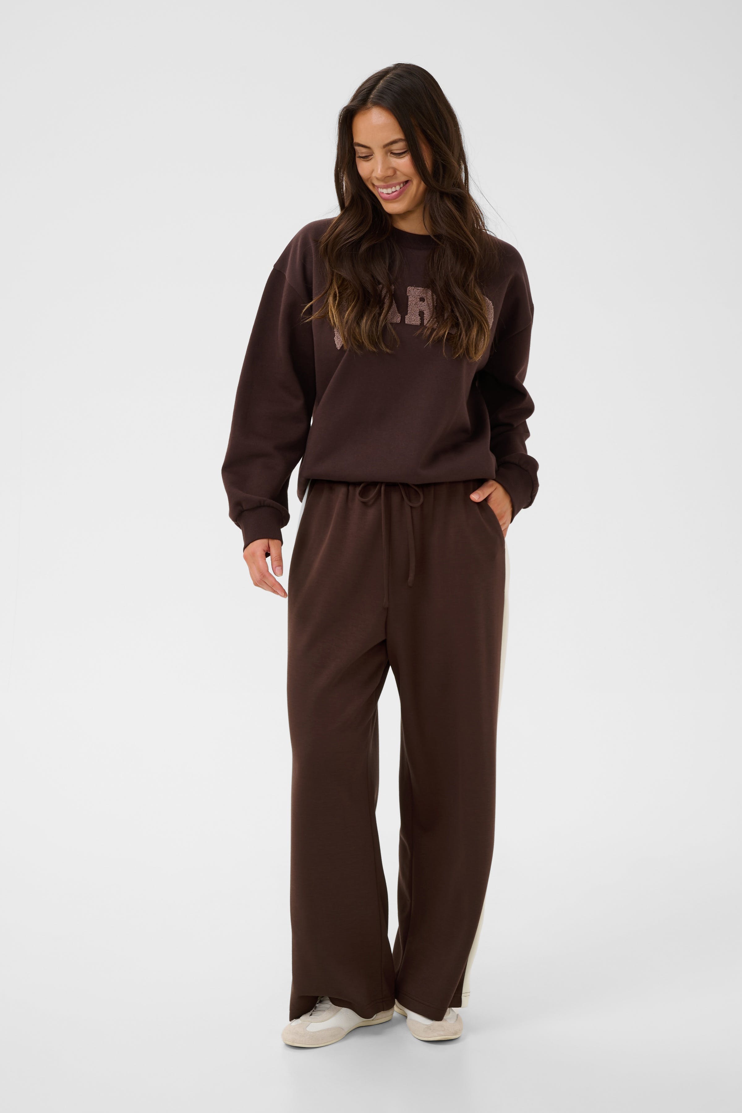 BPtrudy Trousers LOOKBOOK FRONT 40200250-1000037