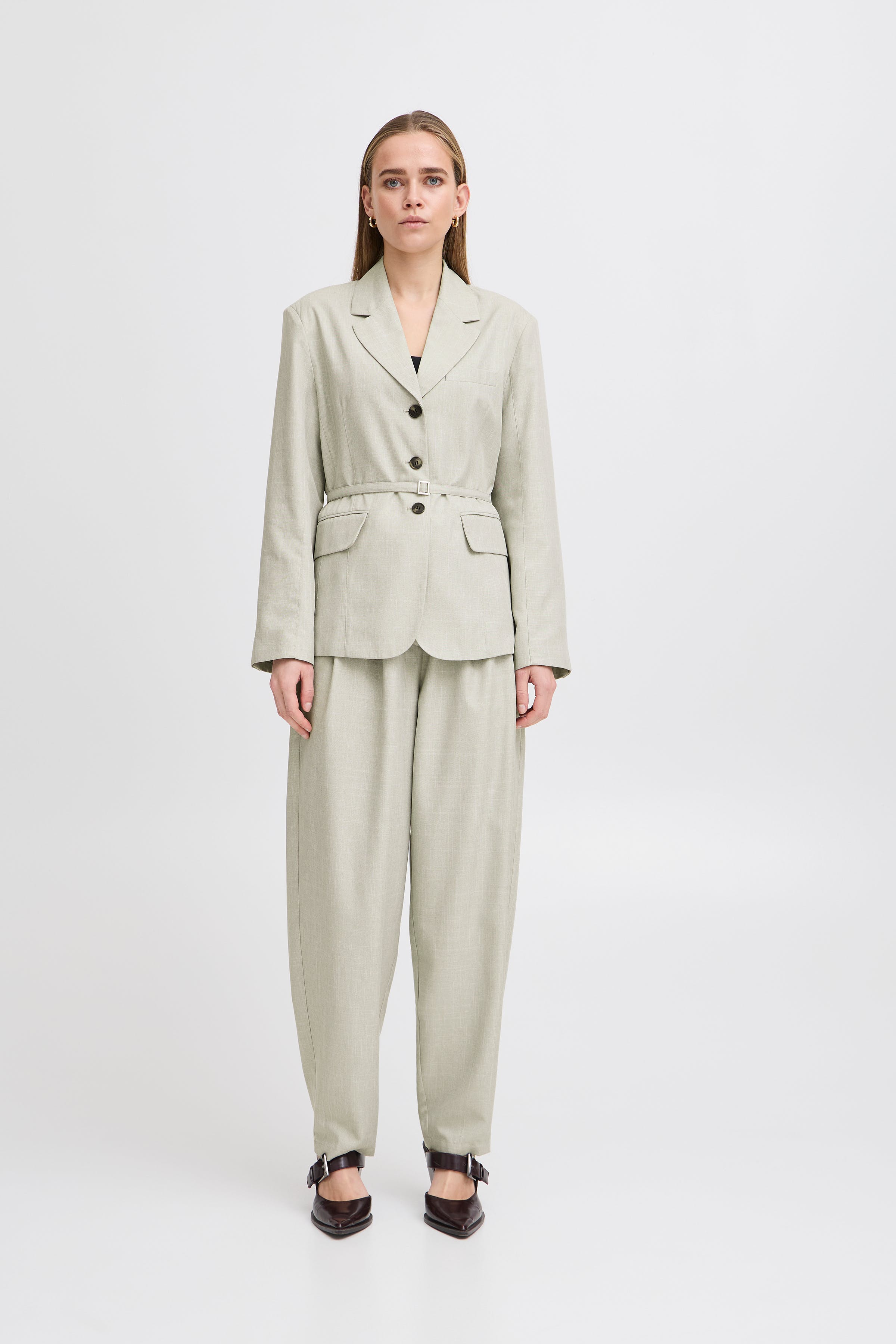 IHLEEVANA Blazer LOOKBOOK FRONT 20122789-1602071