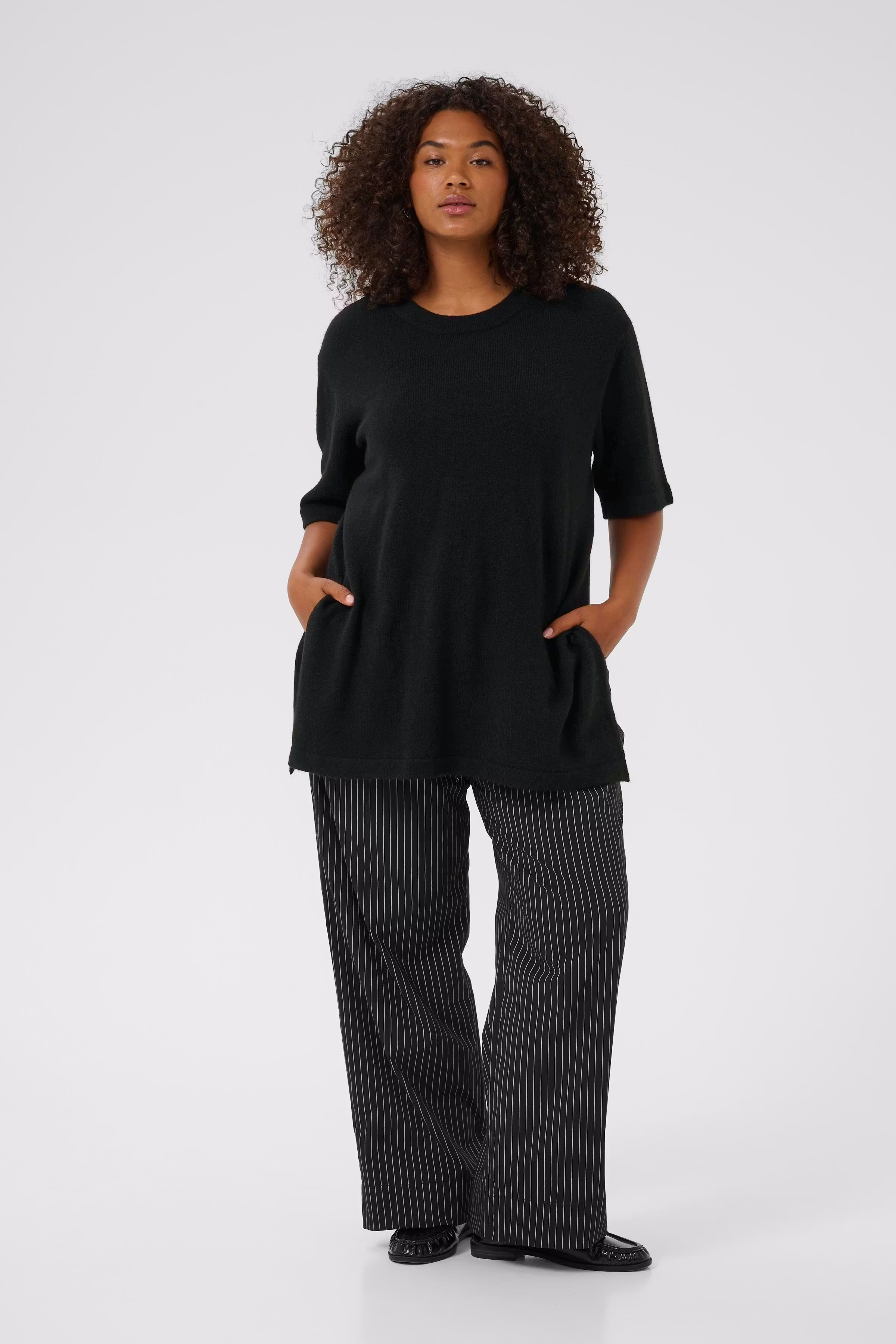 KCniela Pullover LOOKBOOK FRONT 10583700-100121