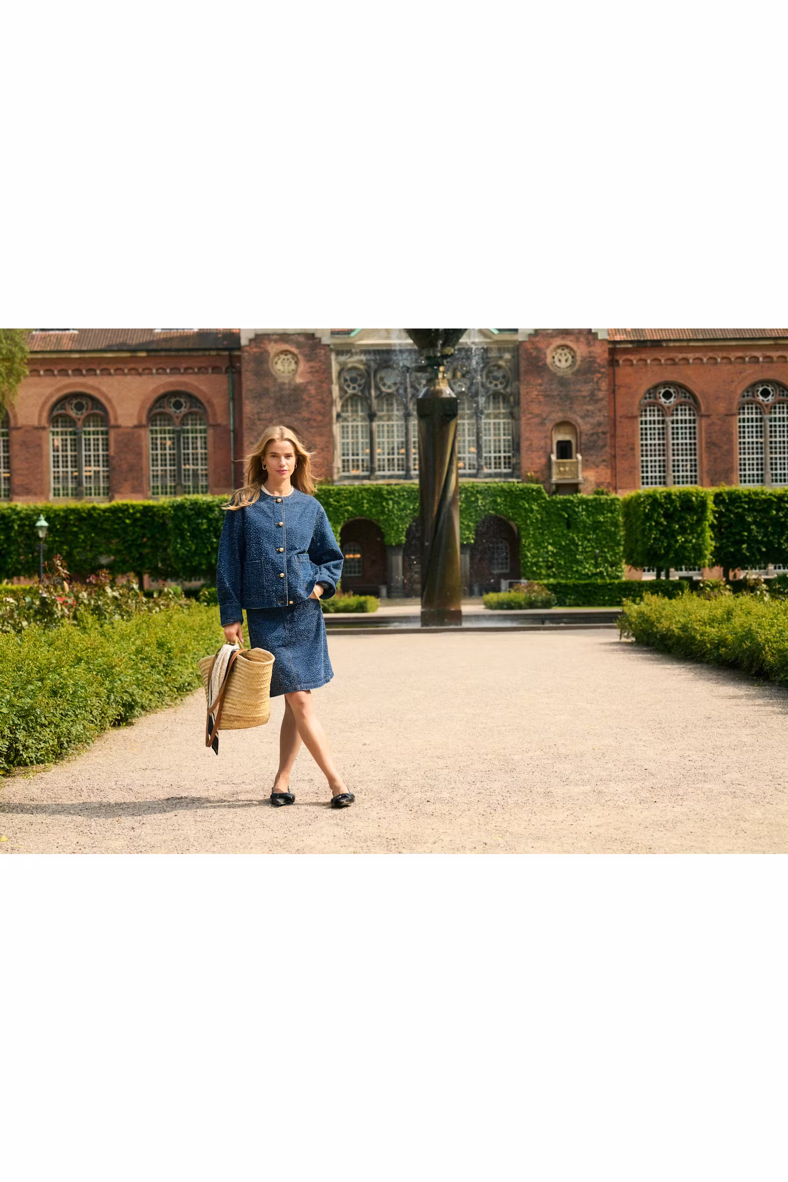 PheaSZ Skirt LOCATION NONE 30514750-600105