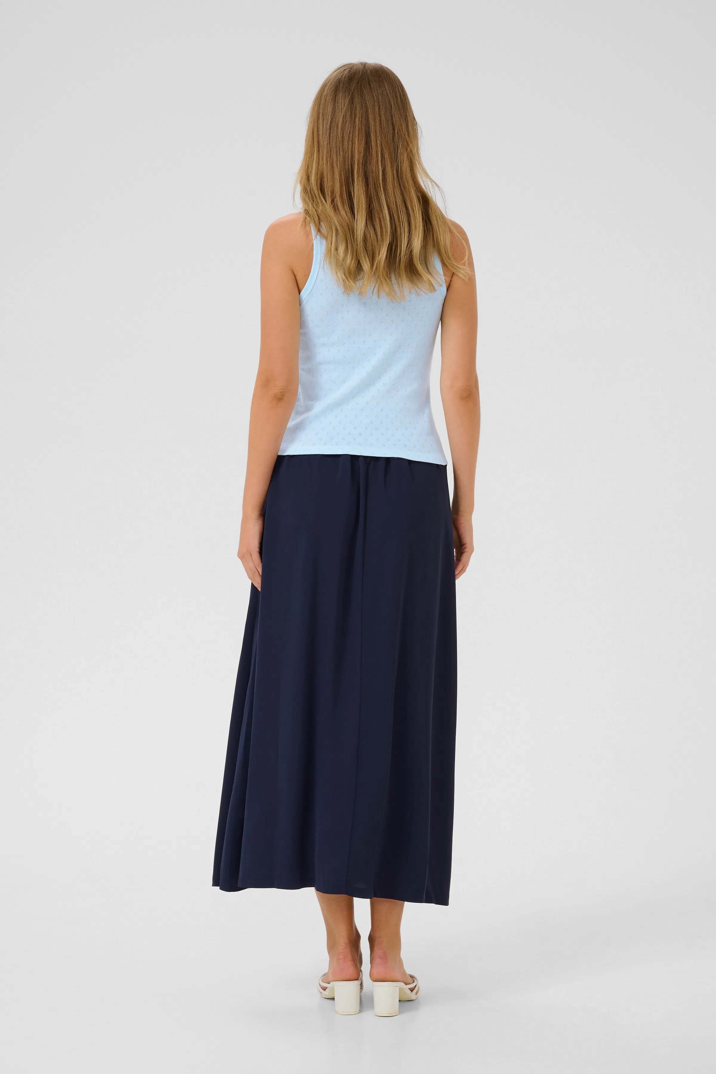 KAelia Top LOOKBOOK BACK 10509972-144005