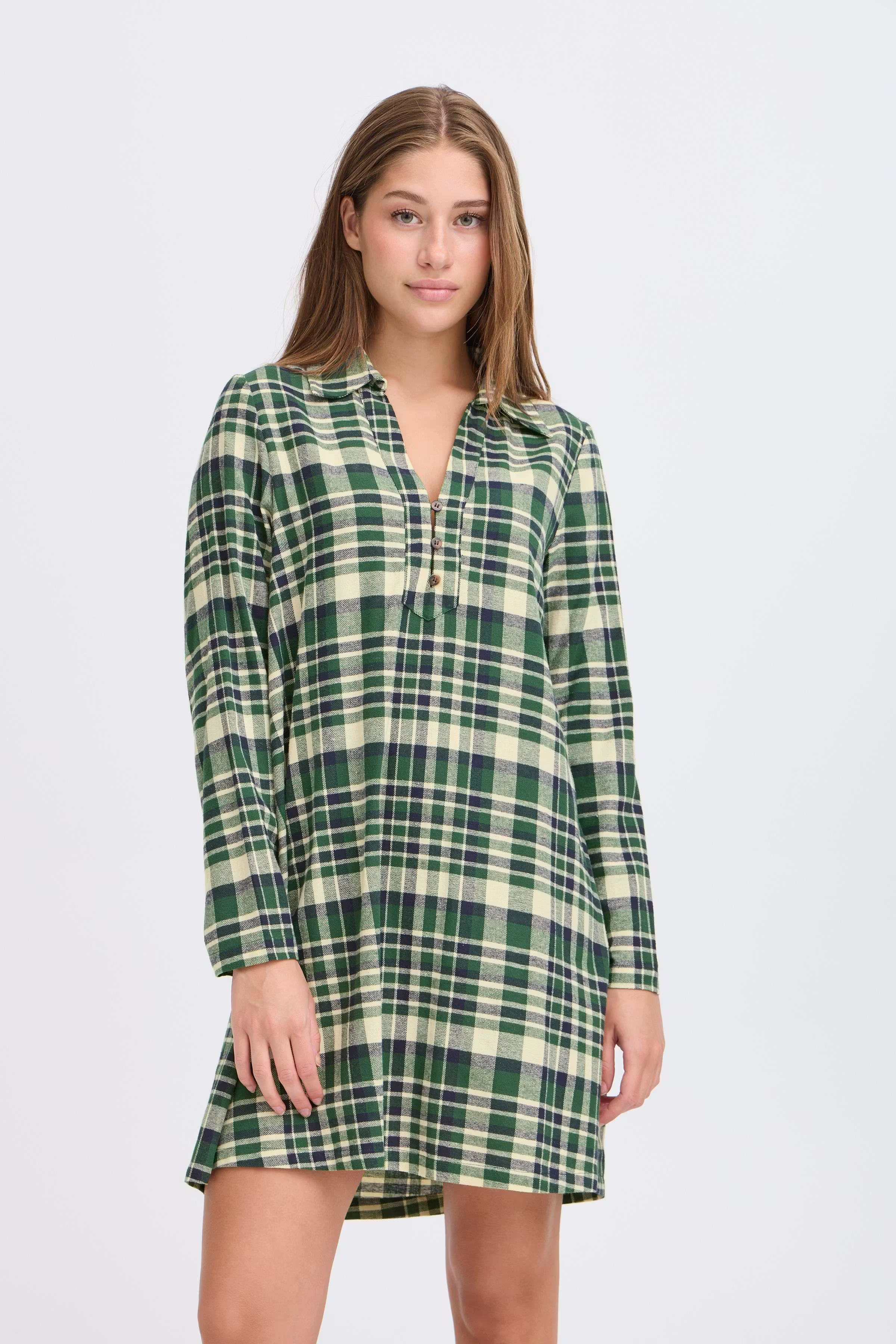 IHTAMANNA Kjole LOOKBOOK FRONT 20124455-900001110