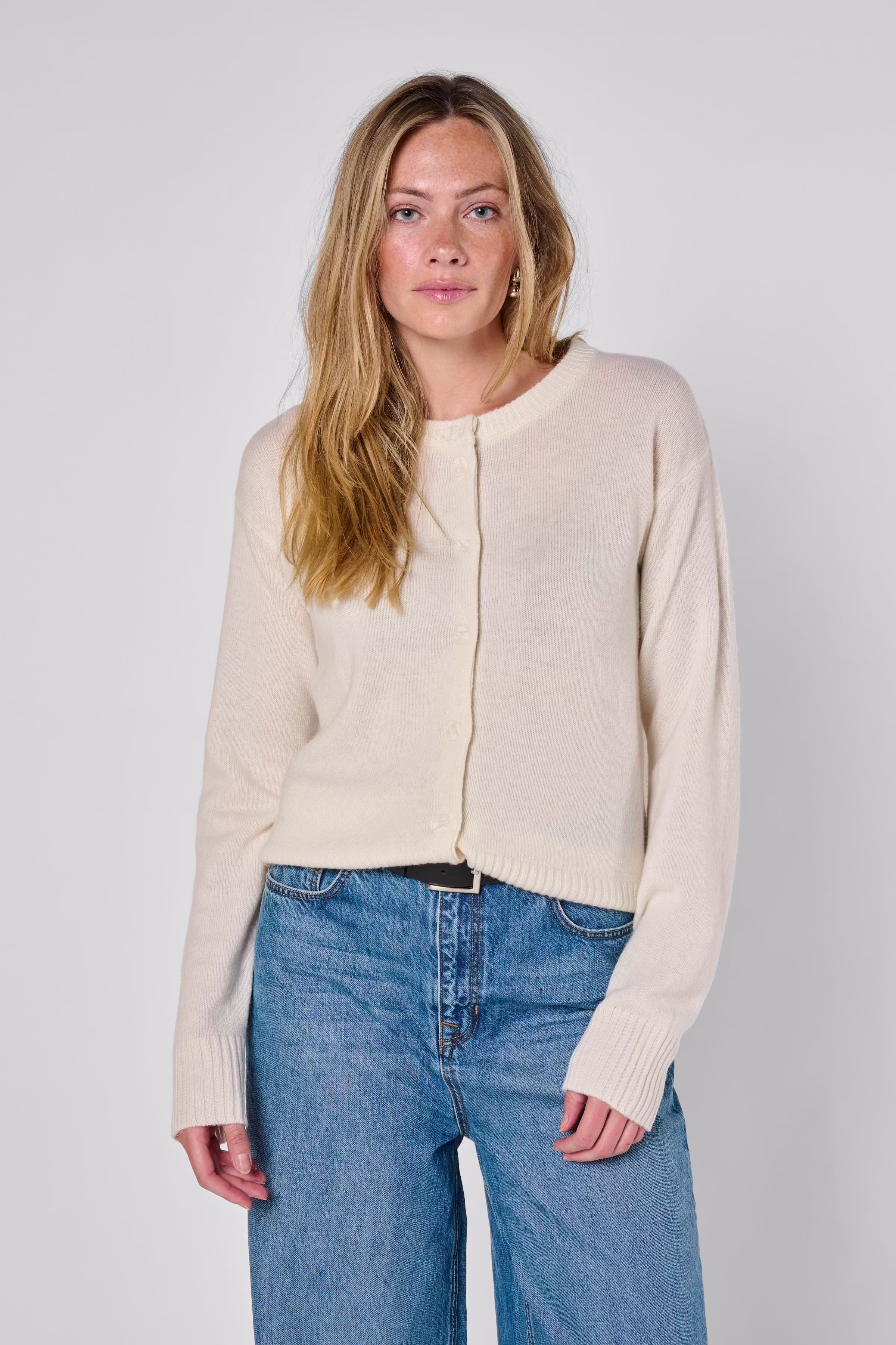 MWHuxi Cardigan LOOKBOOK FRONT 10705425-110602