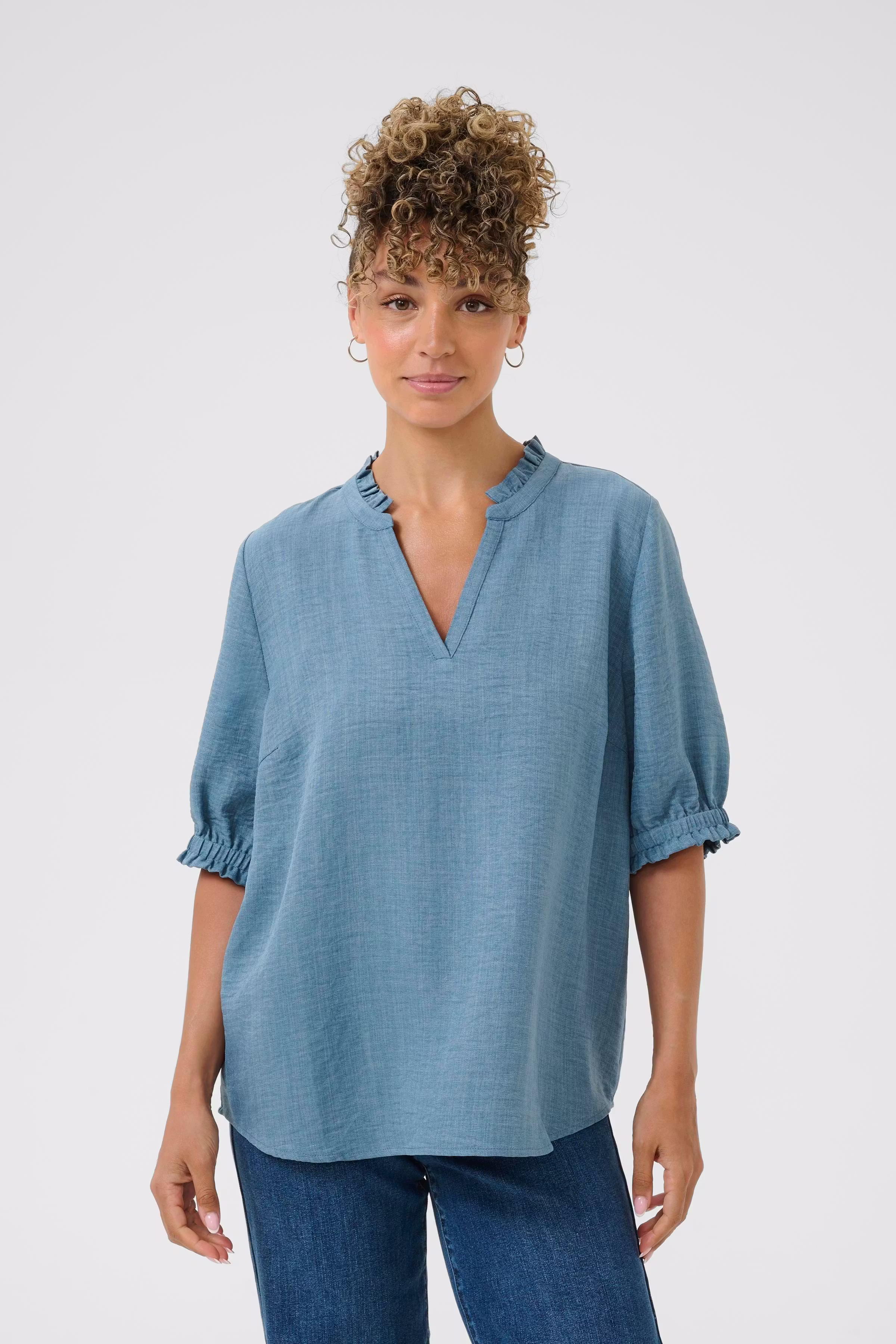 BPoda Bluse LOOKBOOK FRONT 40200027-1840201