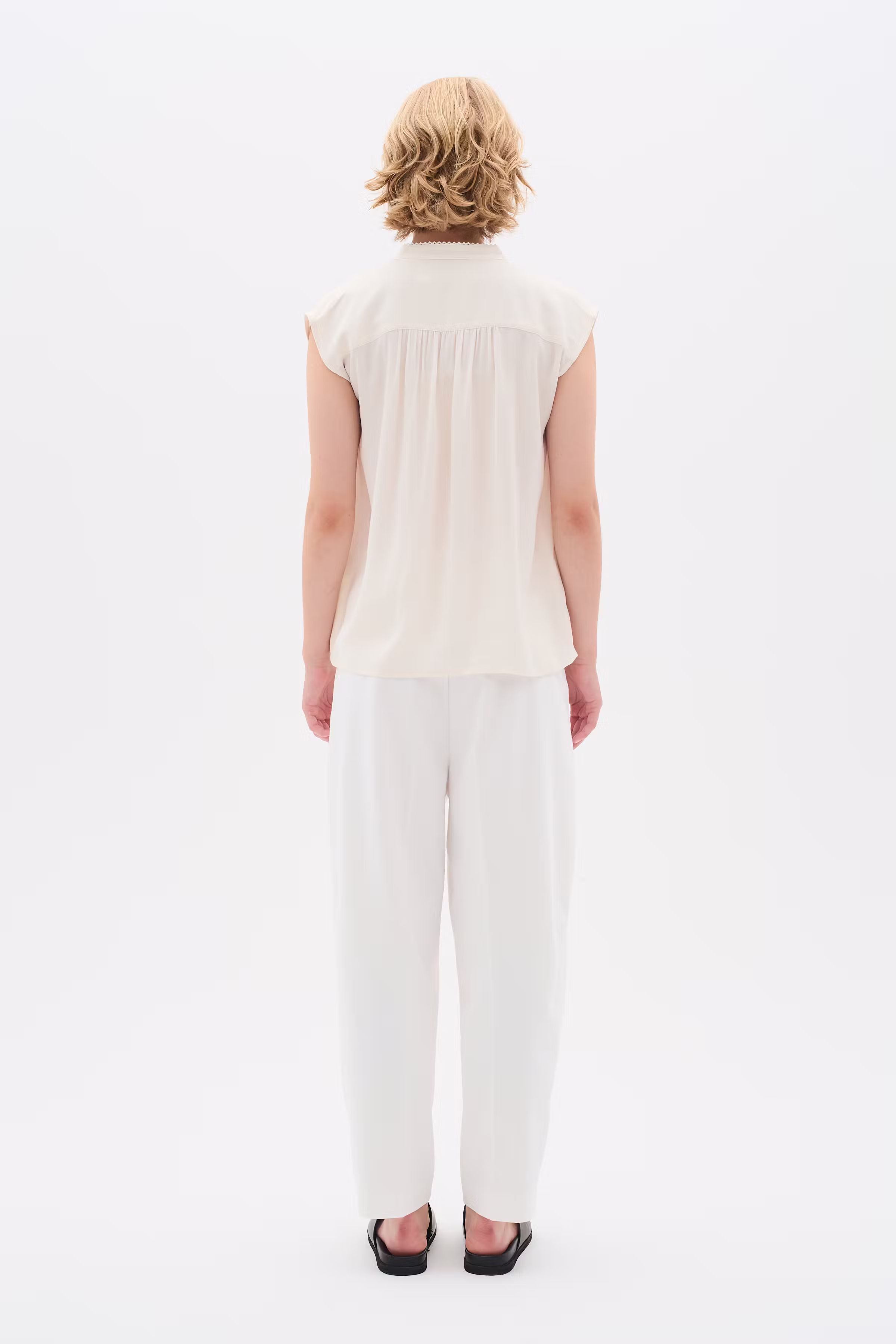 FallonIW LOOKBOOK BACK 30110443-110701