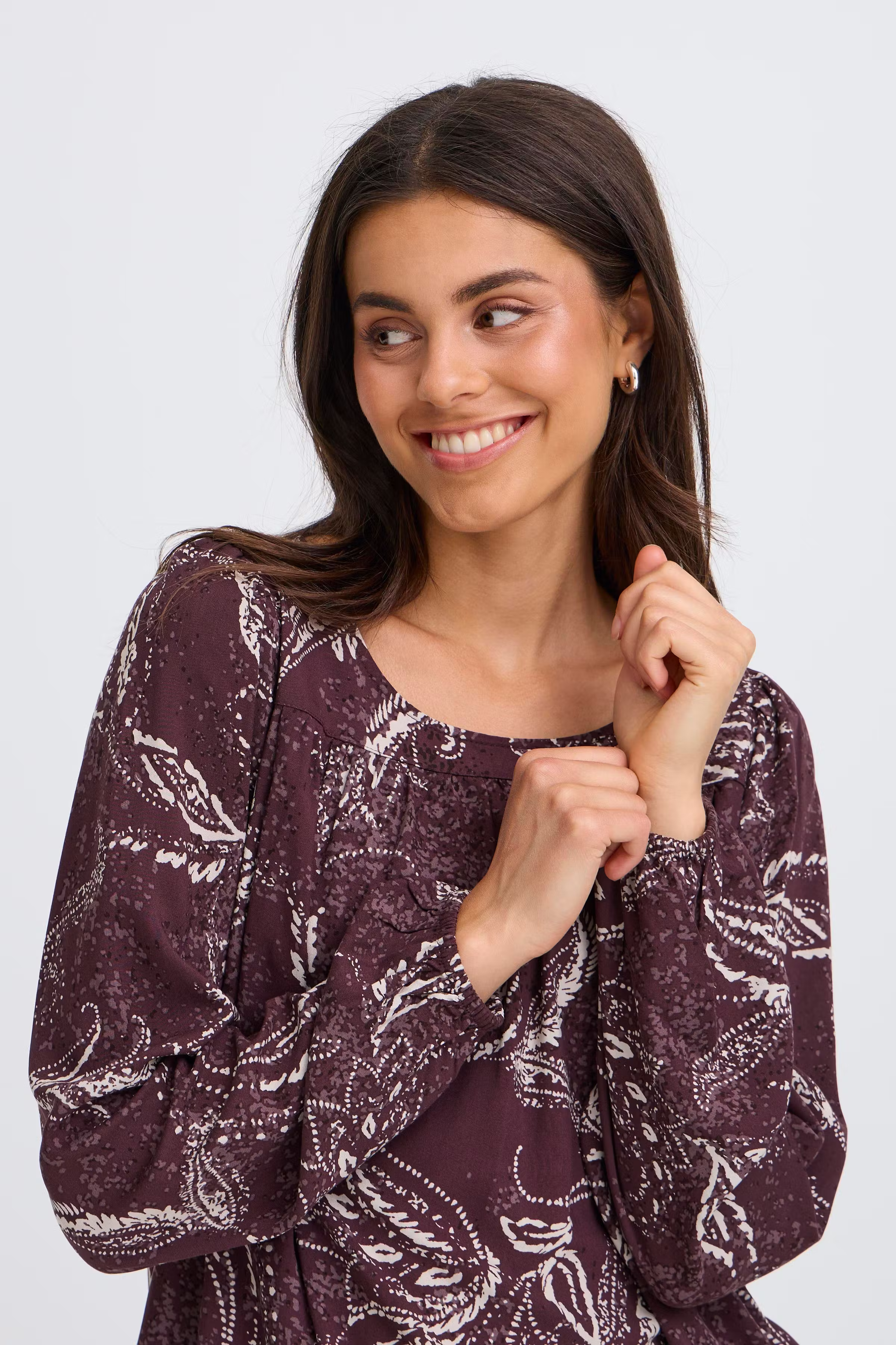 FRKIKI Bluse LOOKBOOK DETAIL 20617101-900001536