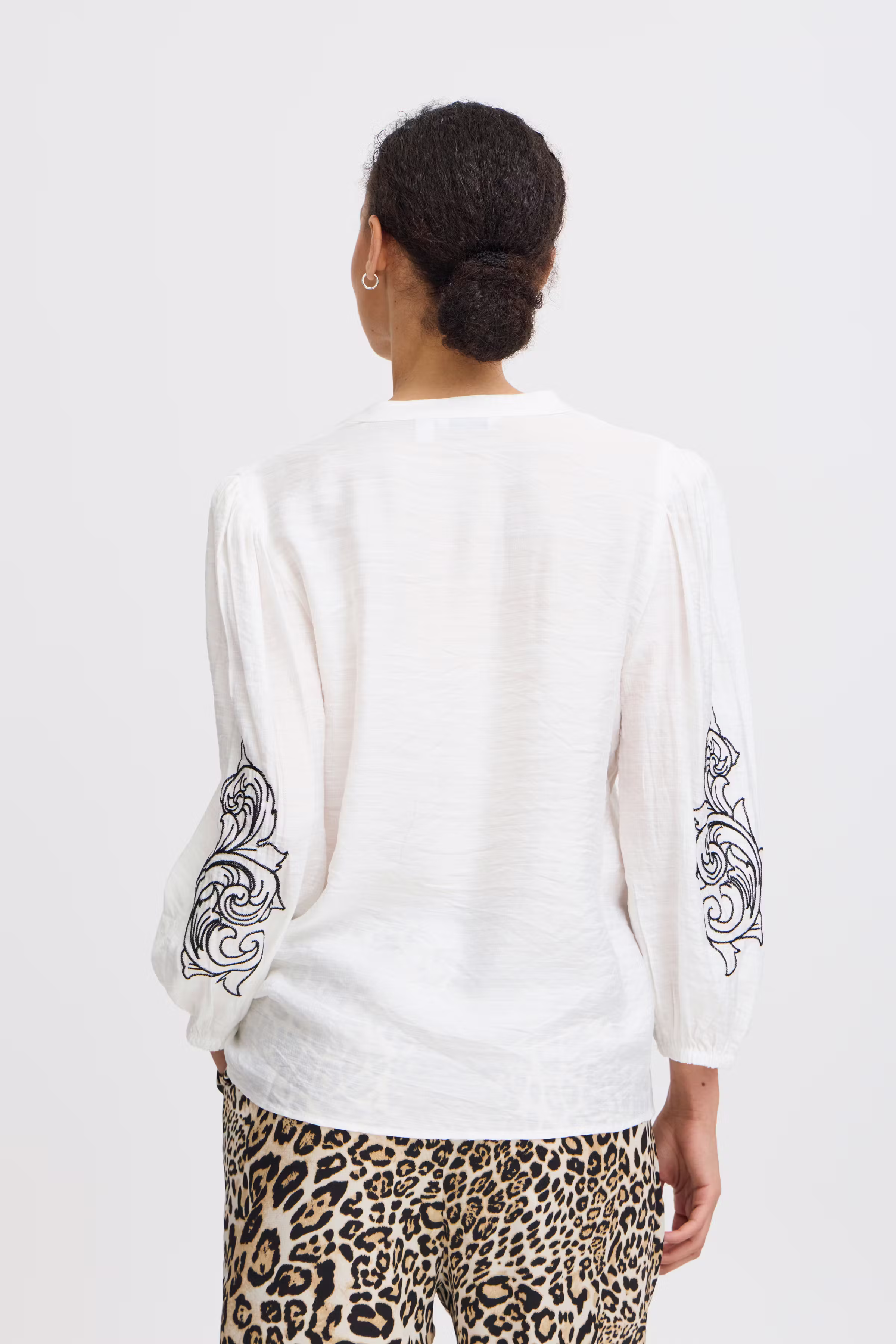 BYIDAMY Bluse LOOKBOOK BACK 20816437-114800