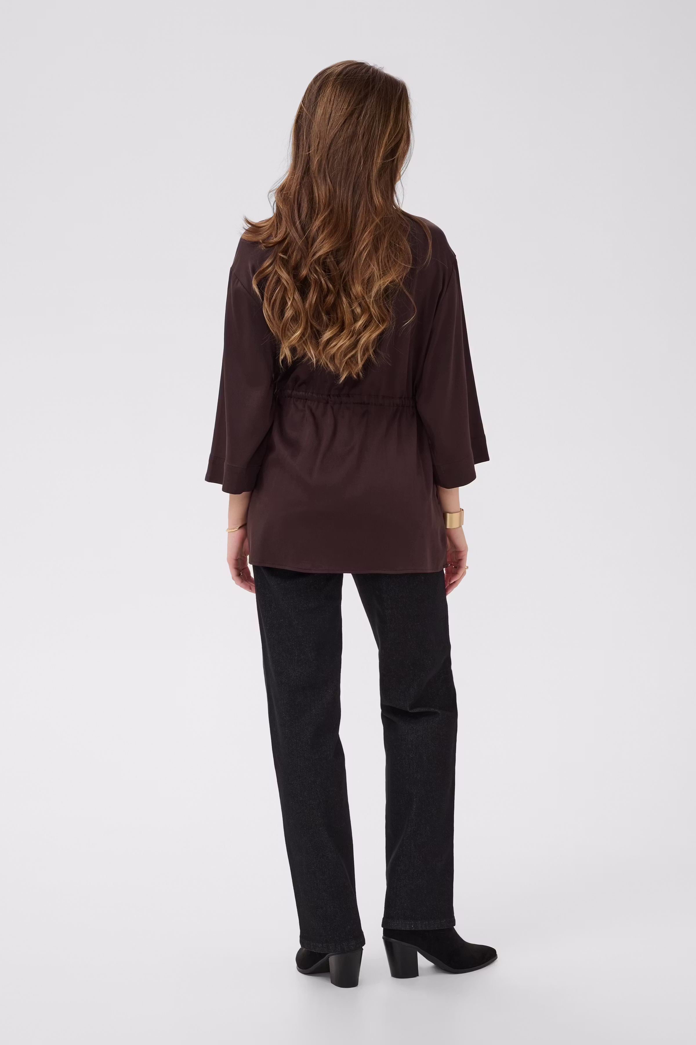 CRThelma Shirt LOOKBOOK BACK 10615175-191016