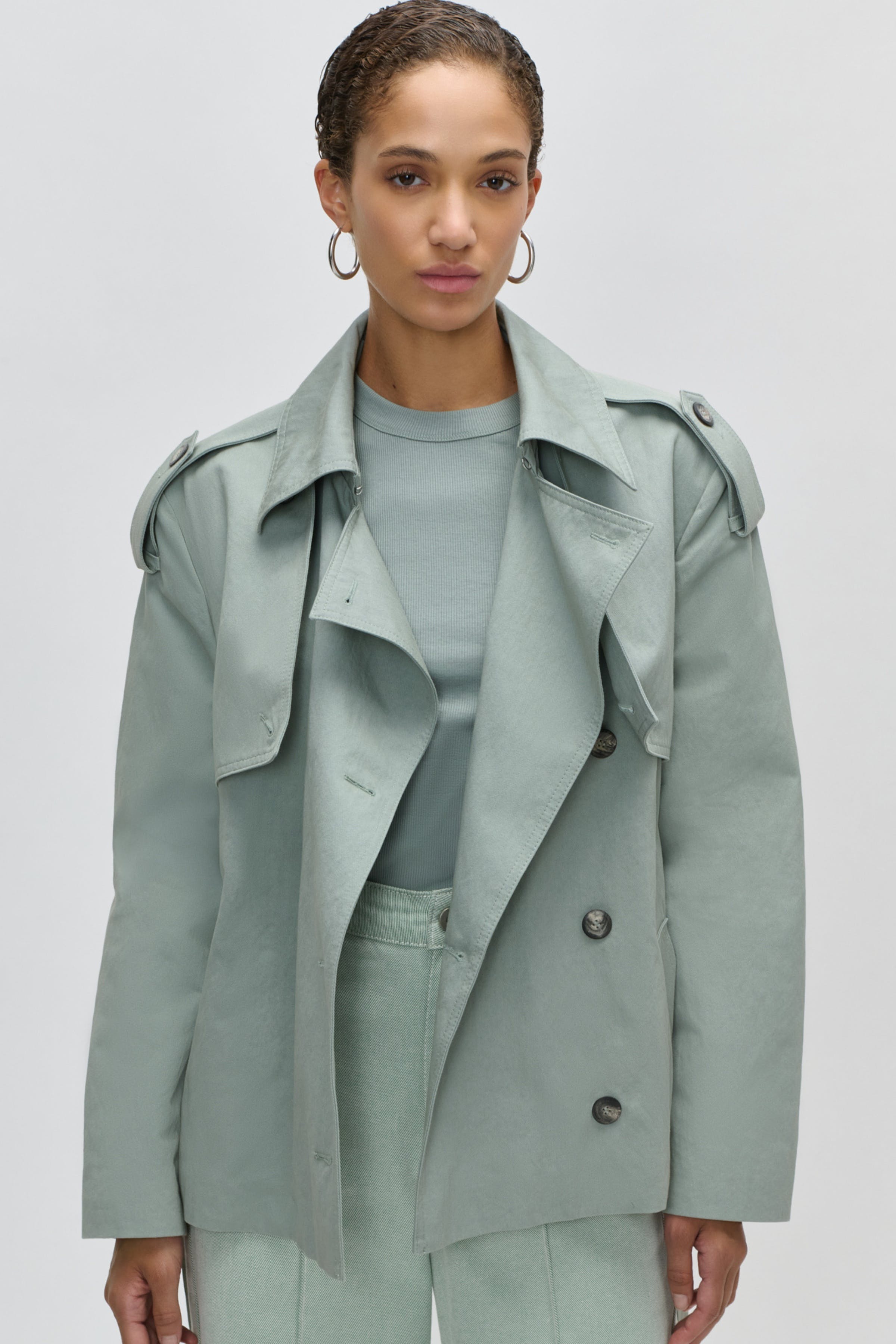 JUNE JACKE LOOKBOOK FRONT 30600701-GR557