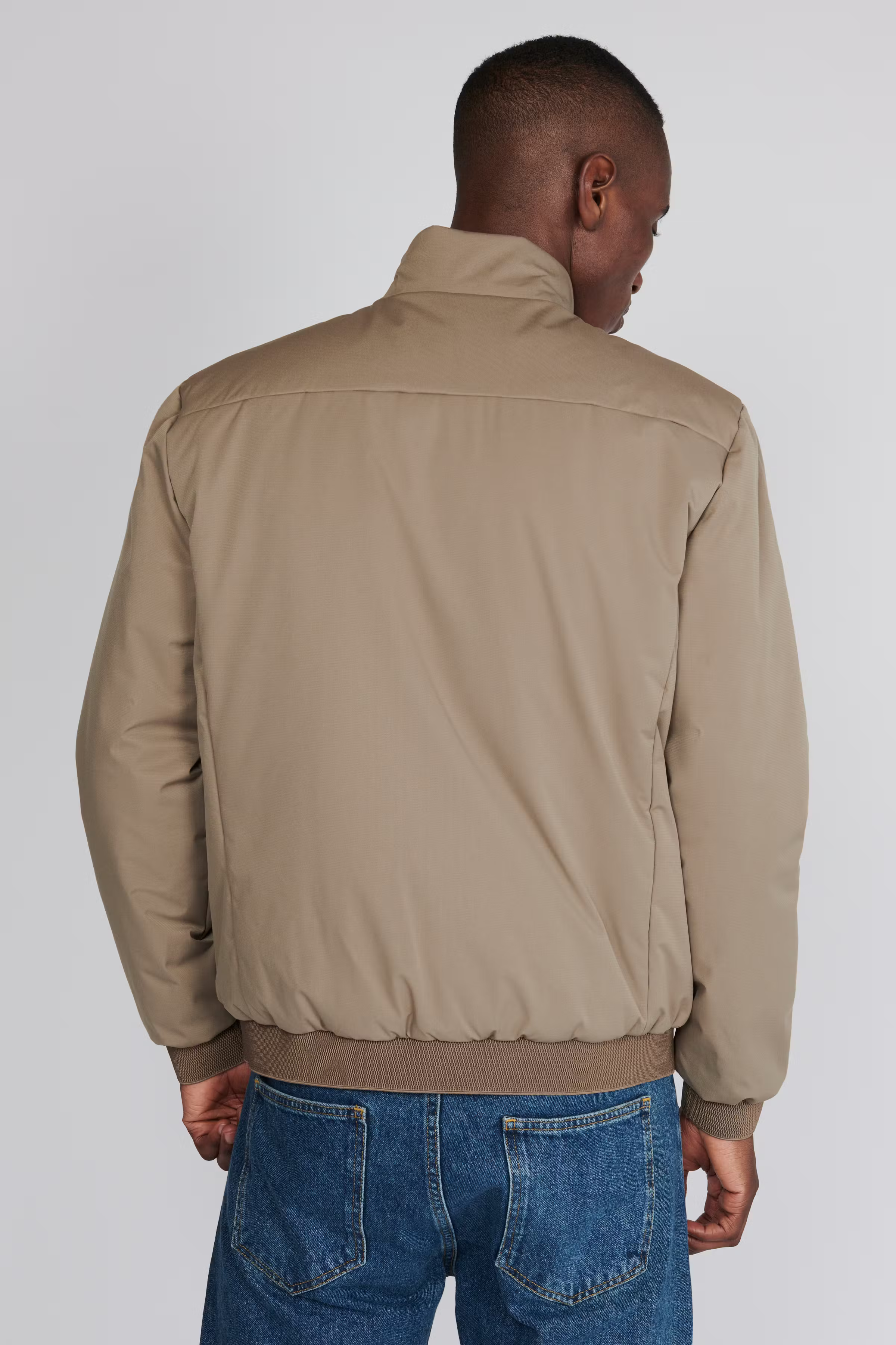 MAbanner Outerwear LOOKBOOK BACK 30206721-181112