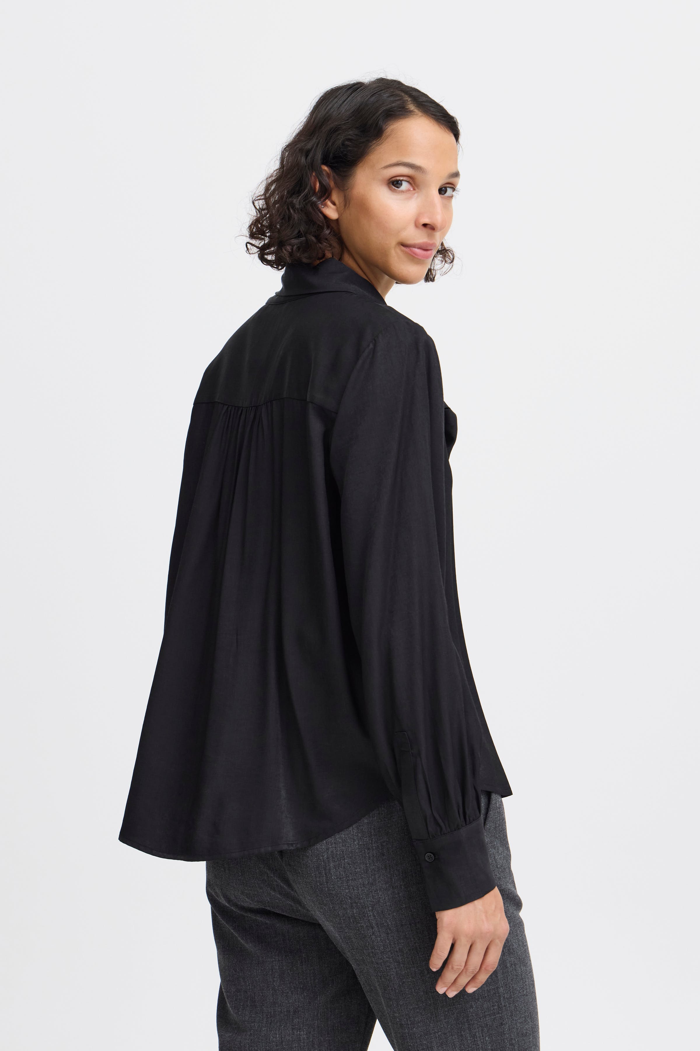 BYHANYO Overhemd LOOKBOOK BACK 20815372-200451