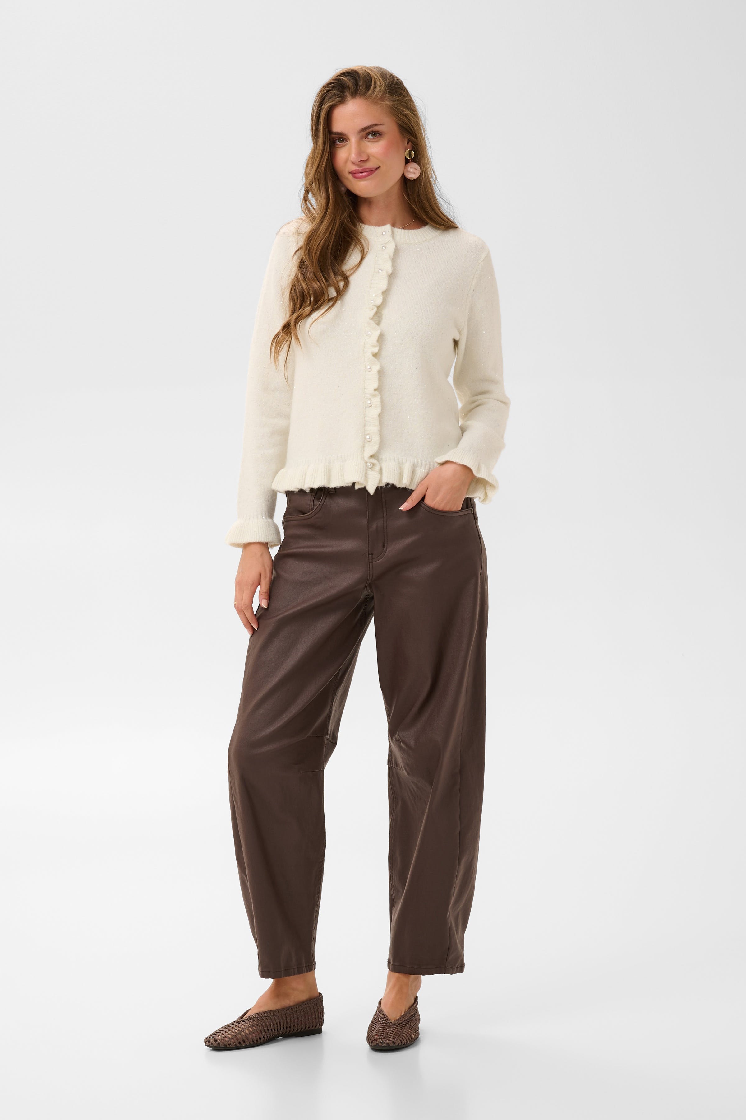 CRJolly Cardigan LOOKBOOK FRONT 10614473-110701