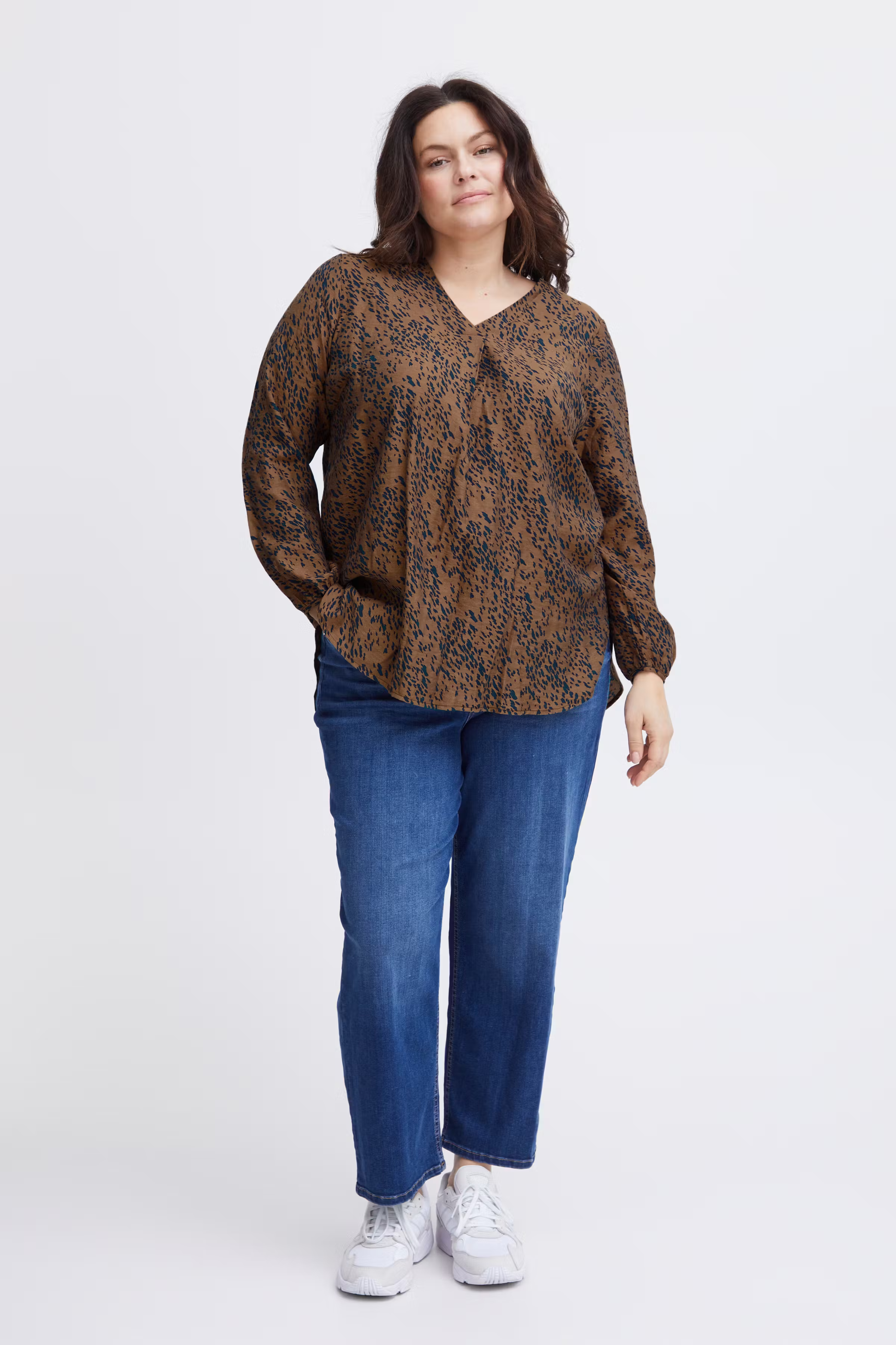 SWARIANA Bluse LOOKBOOK FRONT 20613449-202745