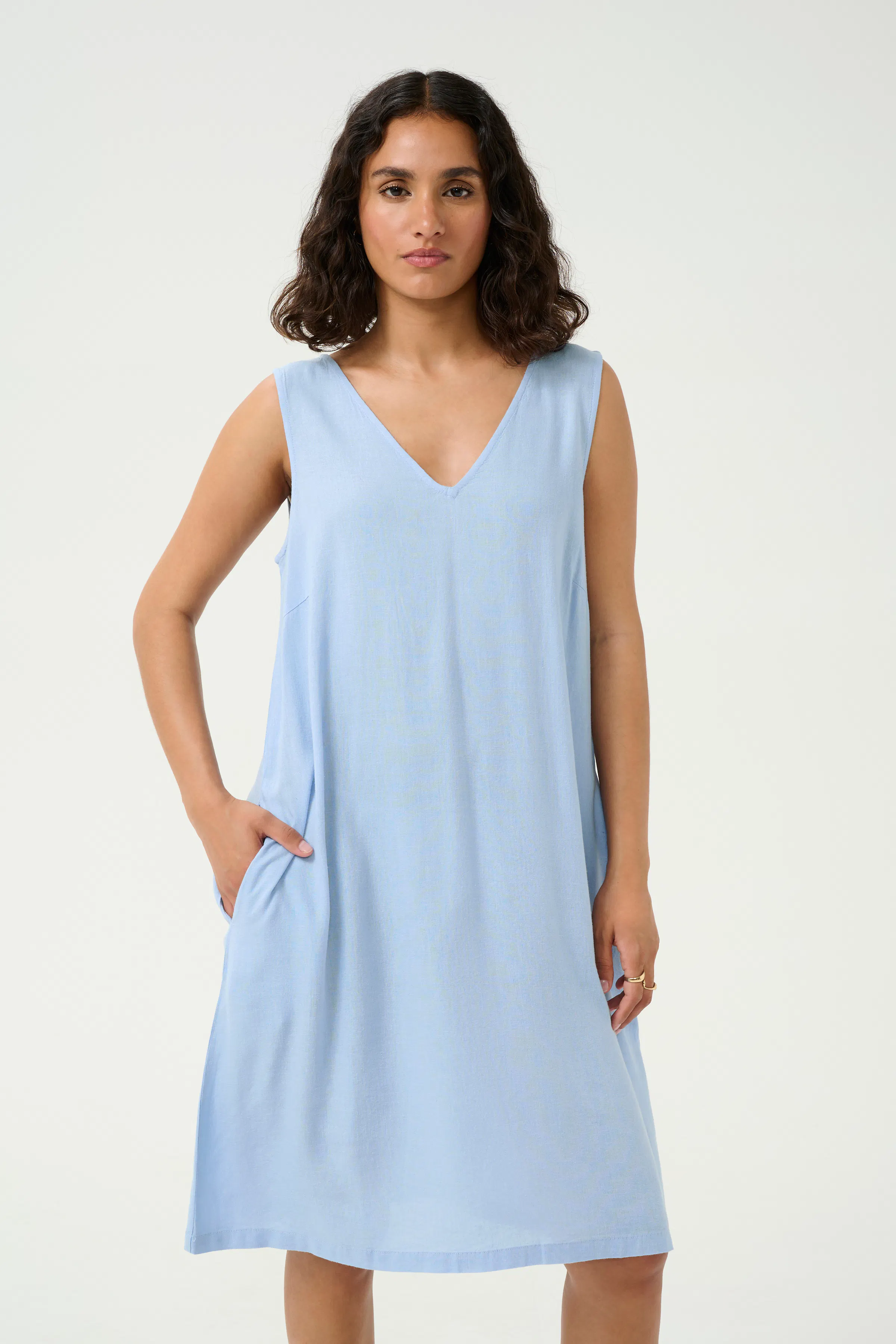 KAmilia Lin Kjole LOOKBOOK FRONT 10509690-164016
