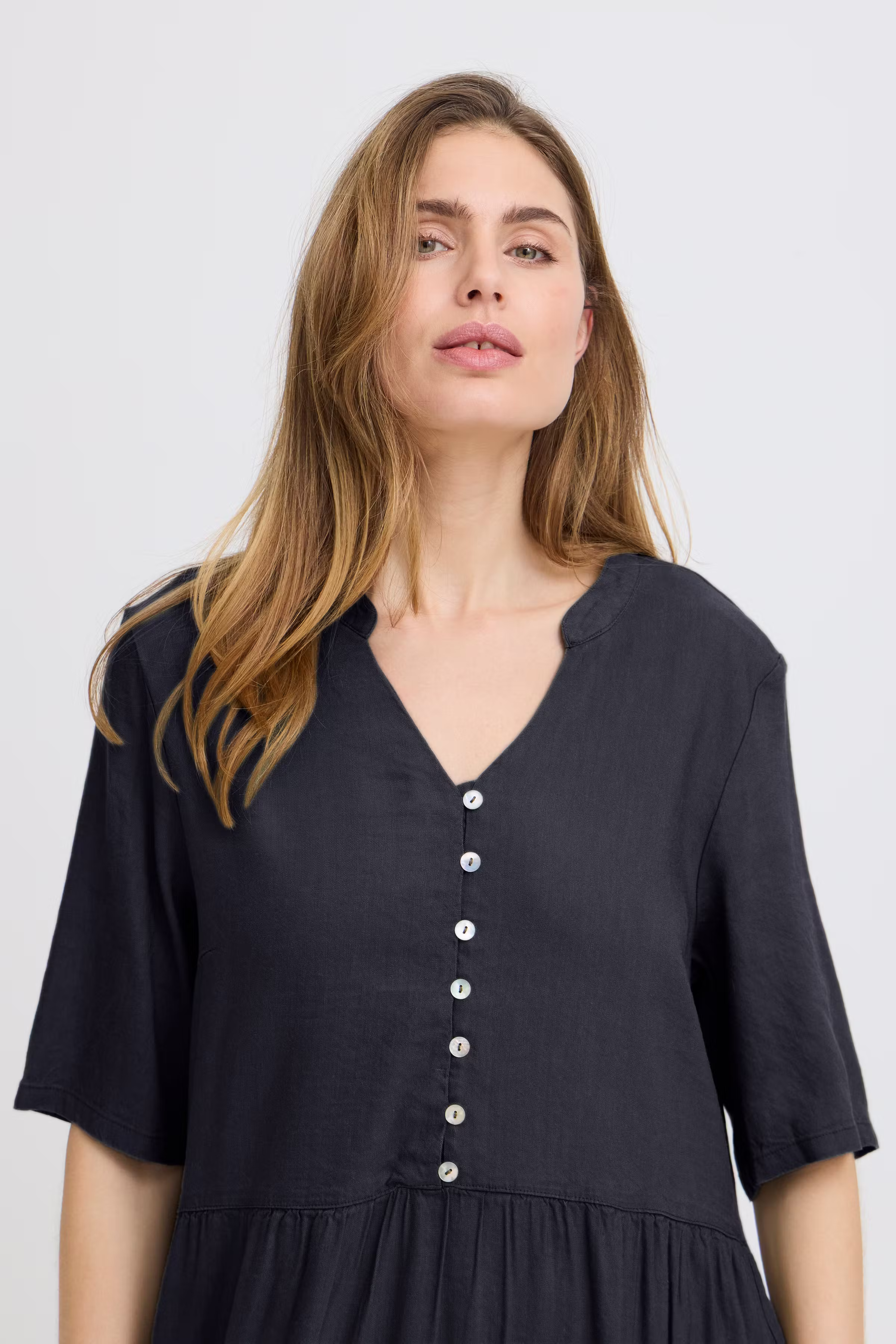 PZLUCA Kjole LOOKBOOK DETAIL 50210440-194020