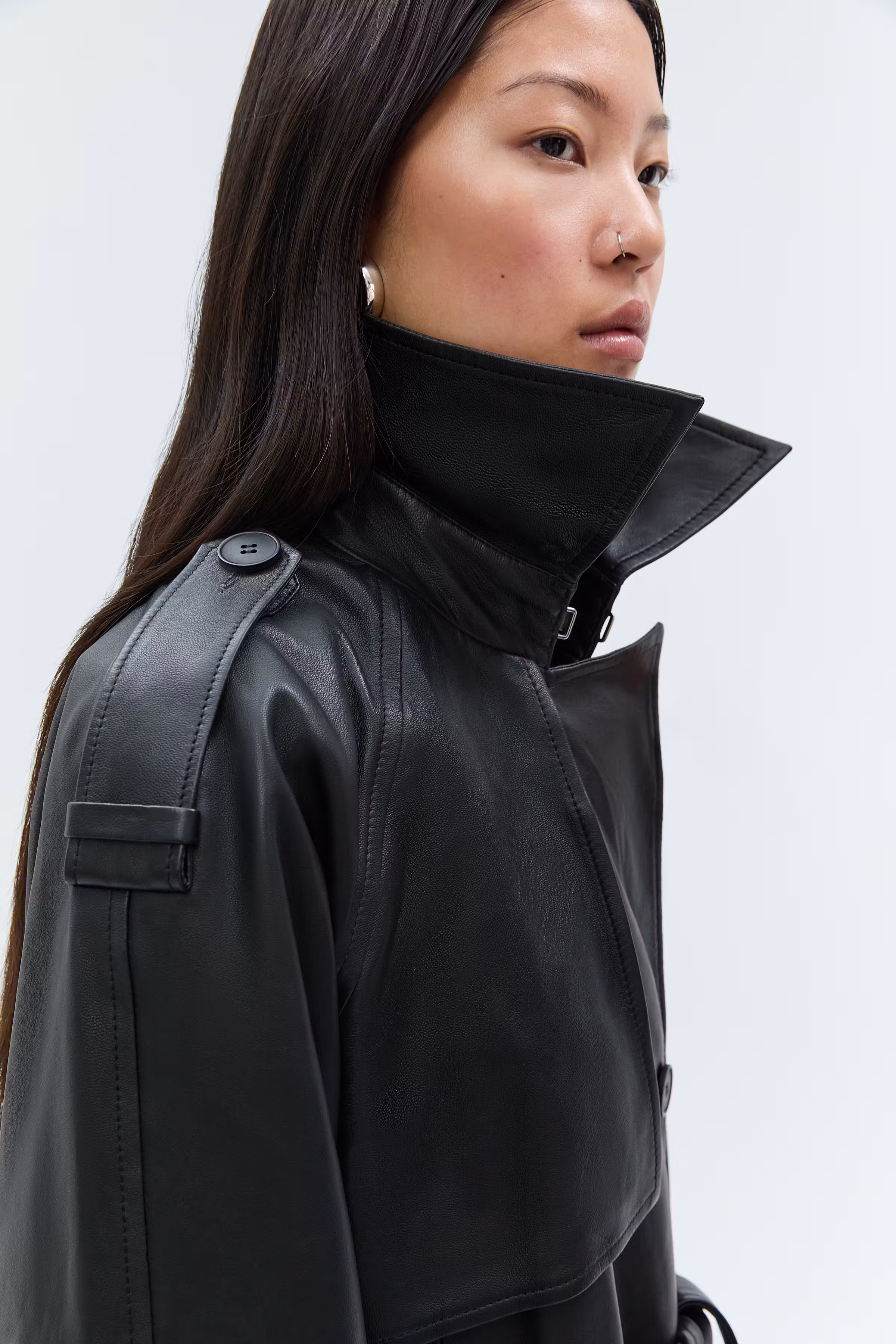 IOLINDA Outerwear LOOKBOOK DETAIL 30600685-BK999