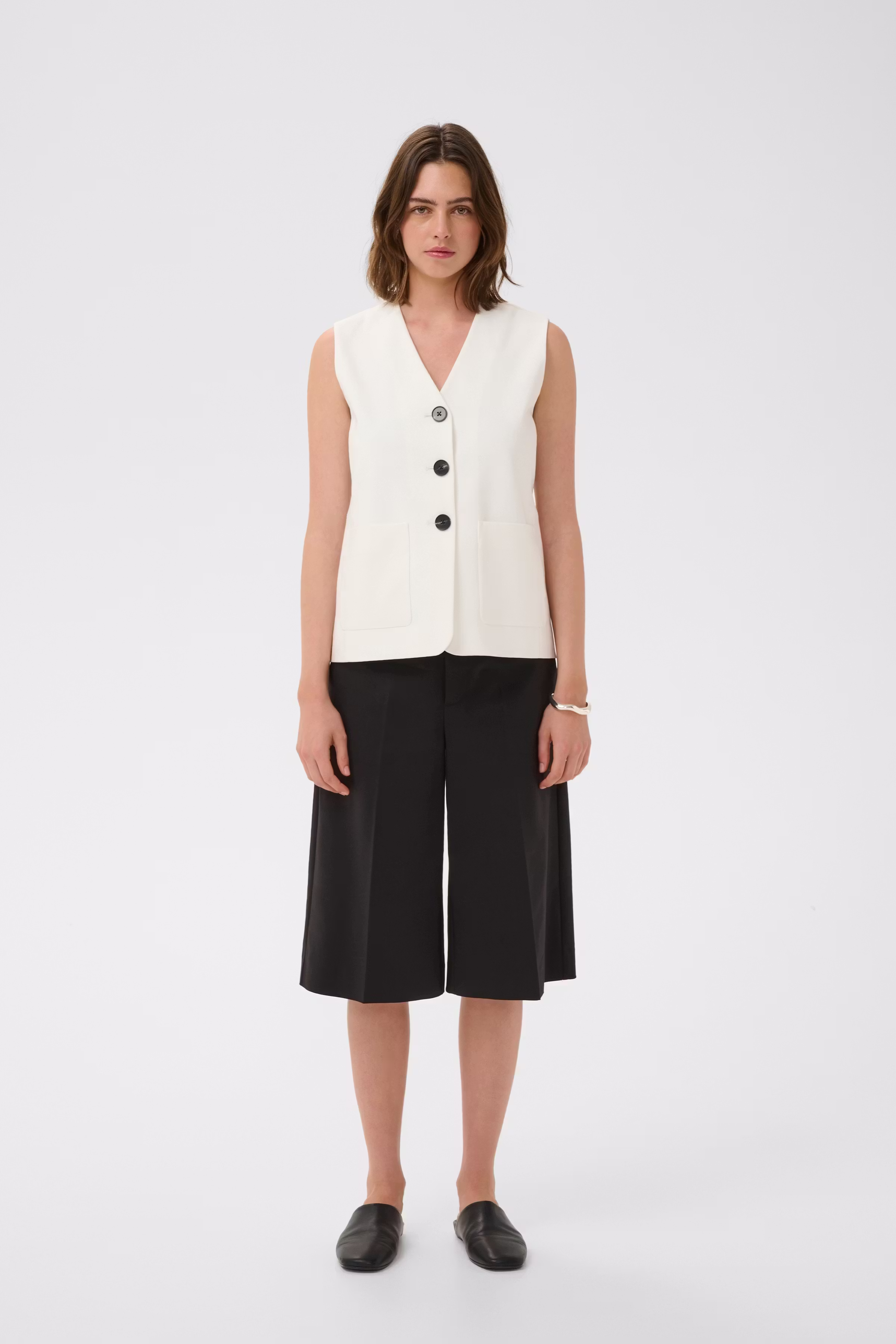 ZELLAIW Vest LOOKBOOK FRONT 30112629-110701