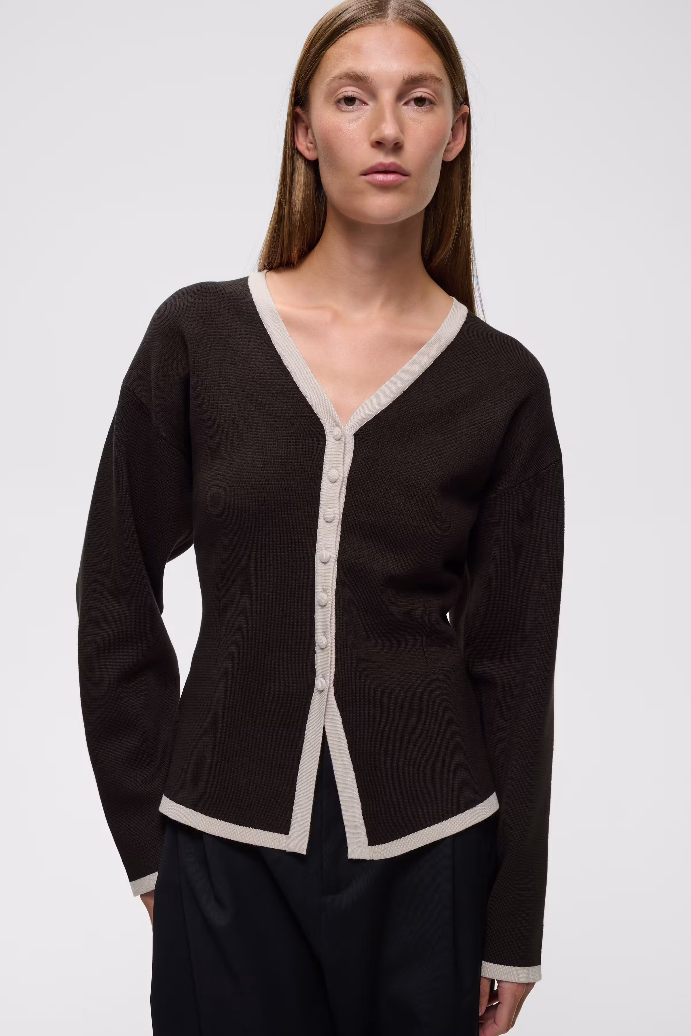 YENAHIW Cardigan LOOKBOOK DETAIL 30113223-191109