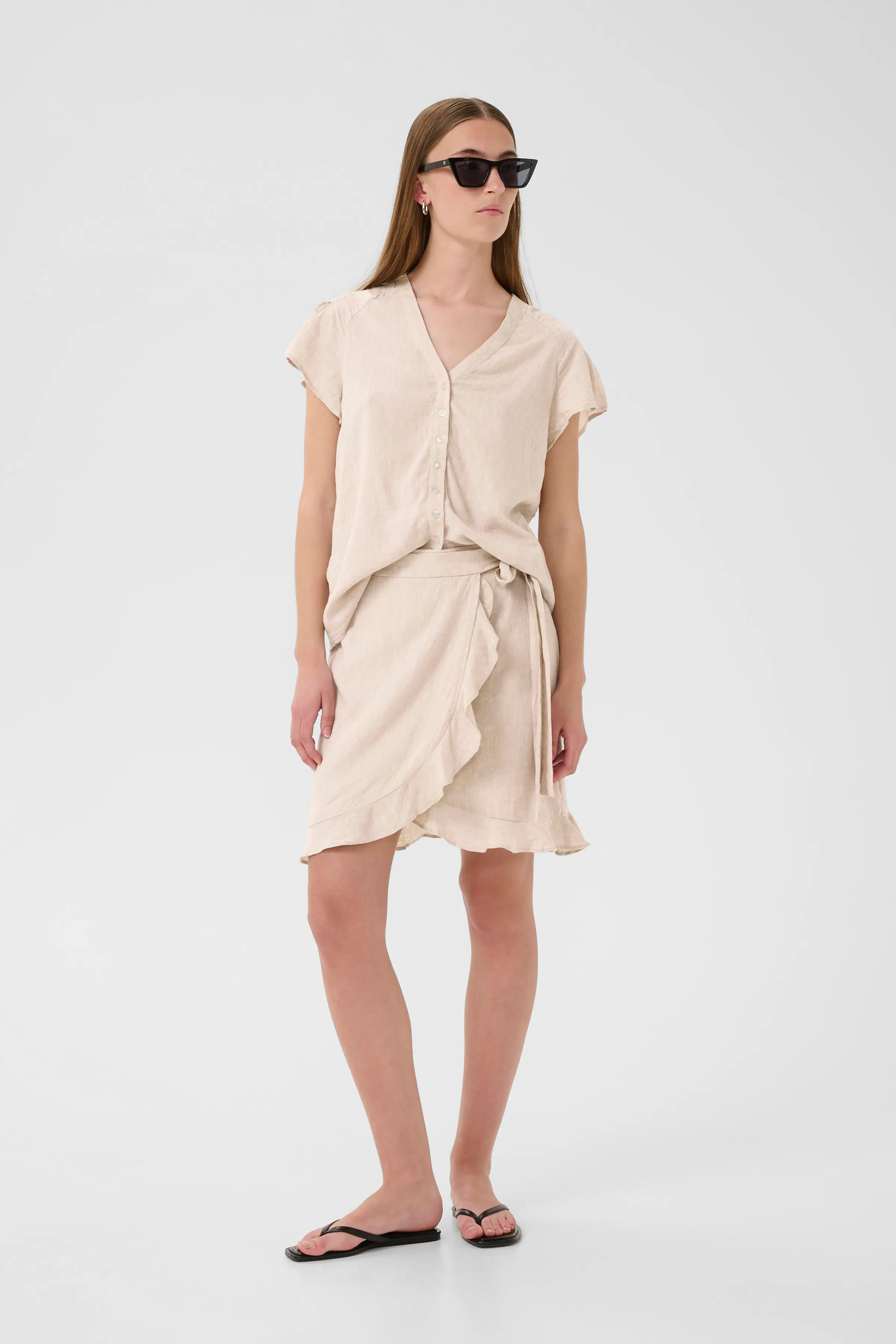 FaridaIW Linne Kjol LOOKBOOK FRONT 30110440-1304031