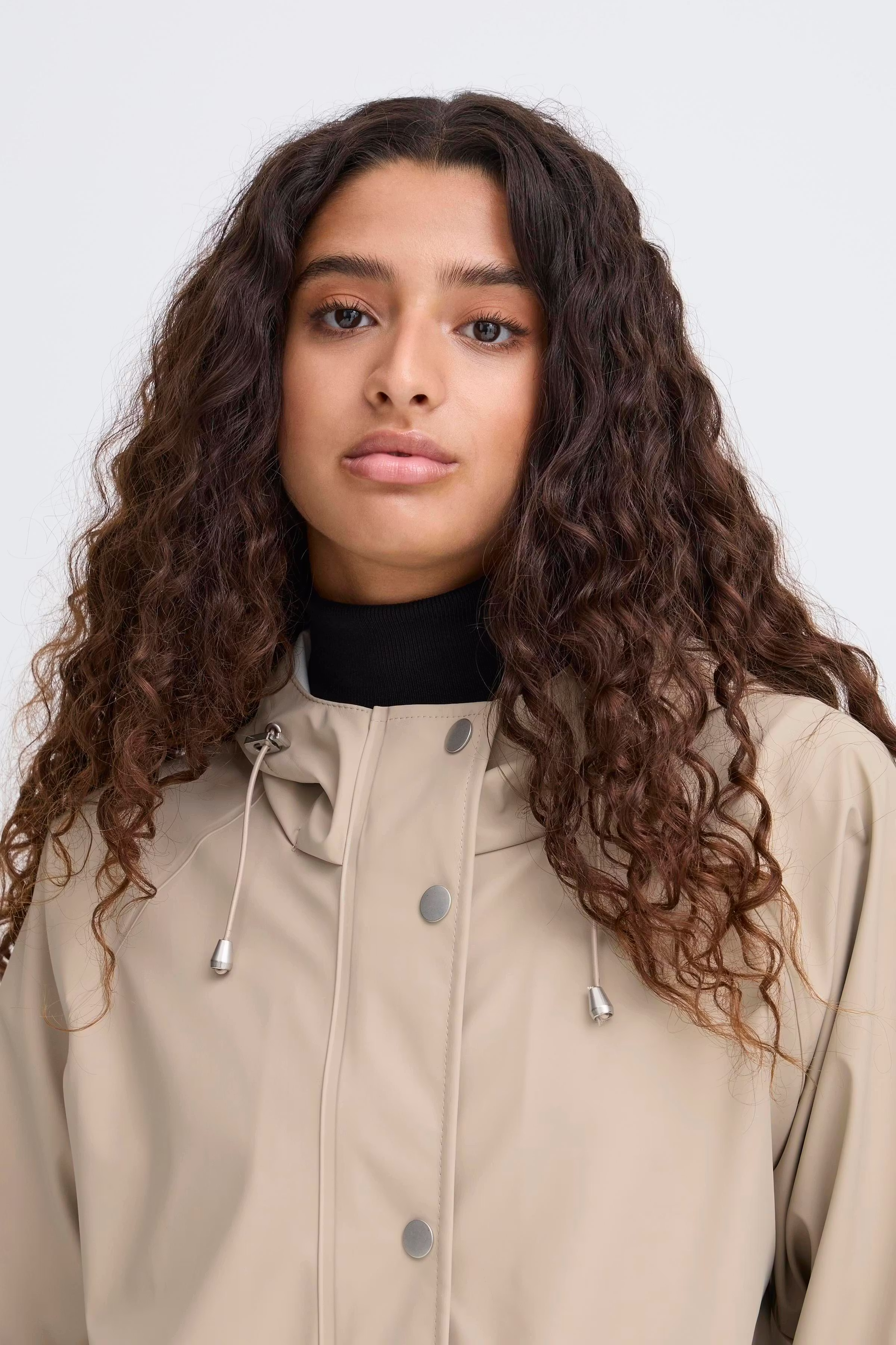 IHTAZI Regenkleidung LOOKBOOK DETAIL 20102965-151308