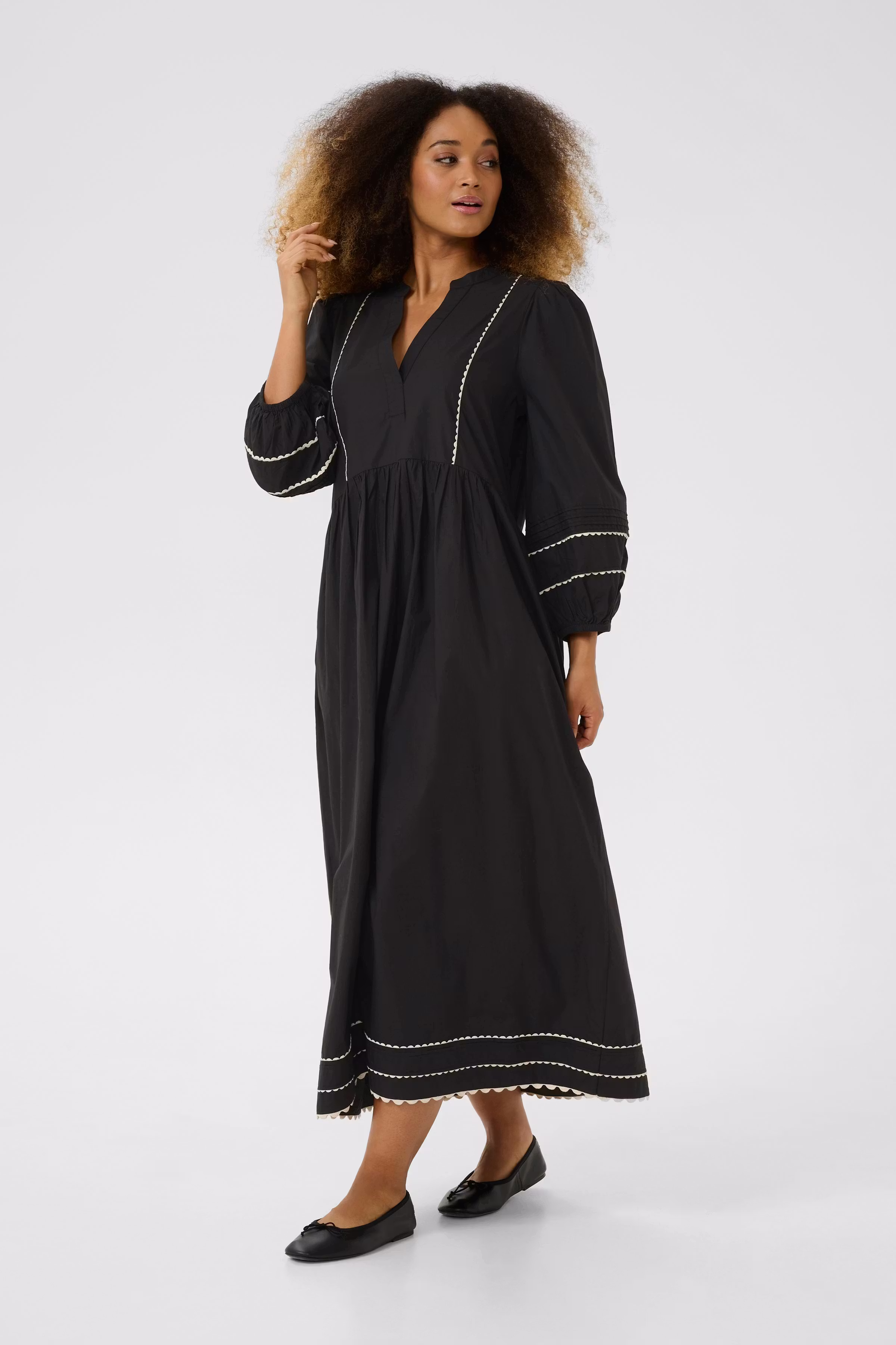 CUmaldi Kleid LOOKBOOK FRONT 50111682-500012