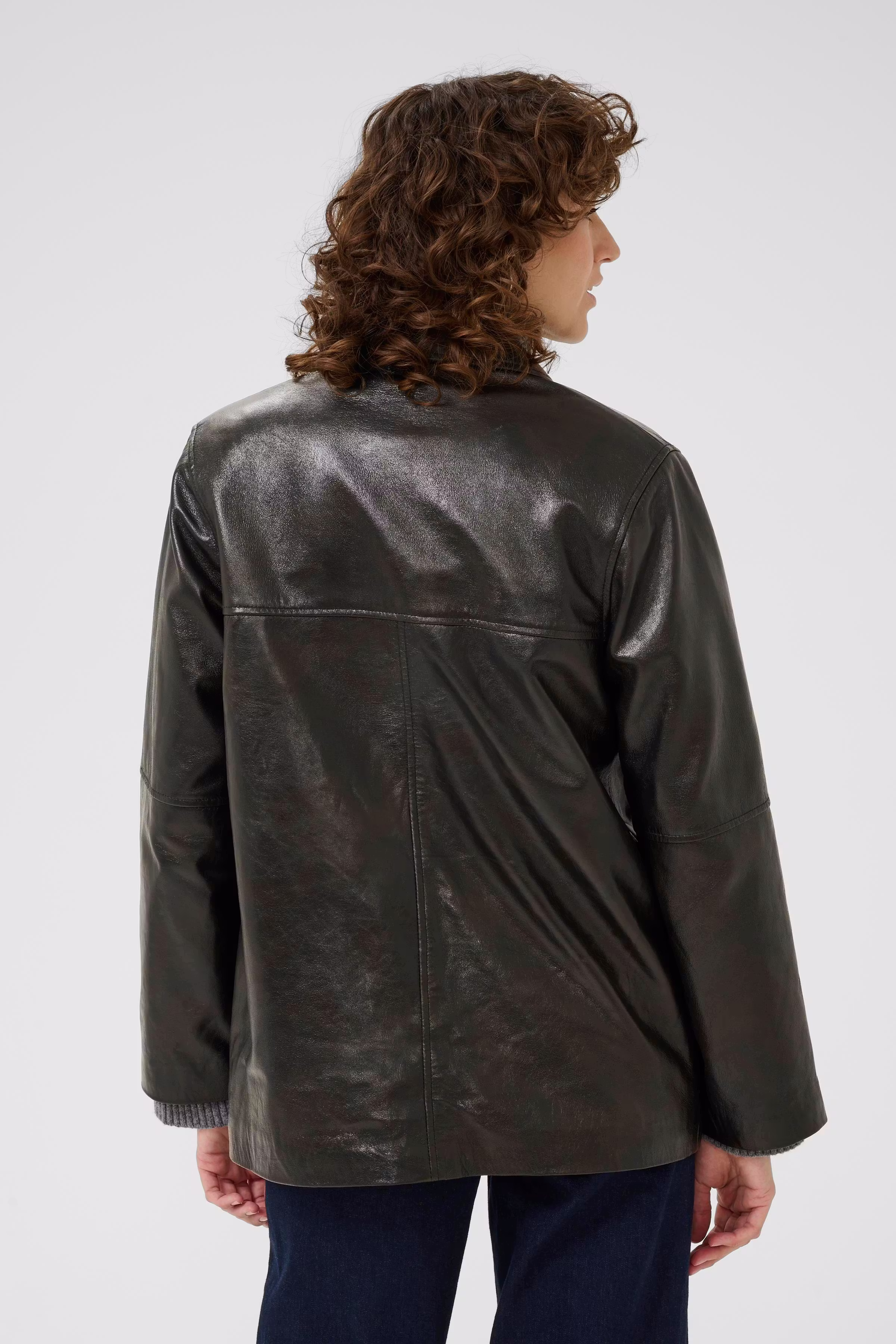 SysPW Outerwear LOOKBOOK BACK 30309749-194008