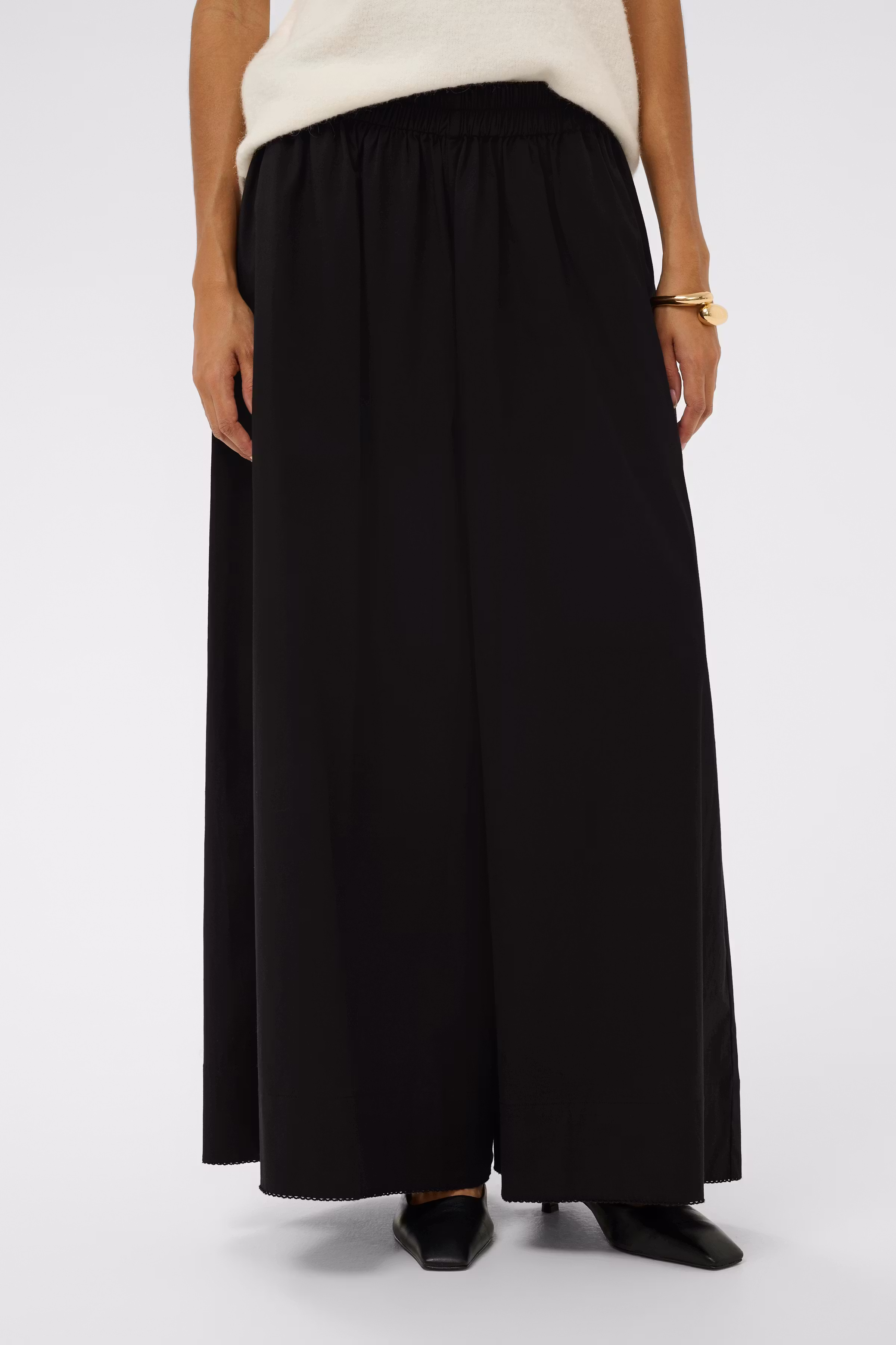 SLNoelle Trousers LOOKBOOK FRONT 30409022-194008