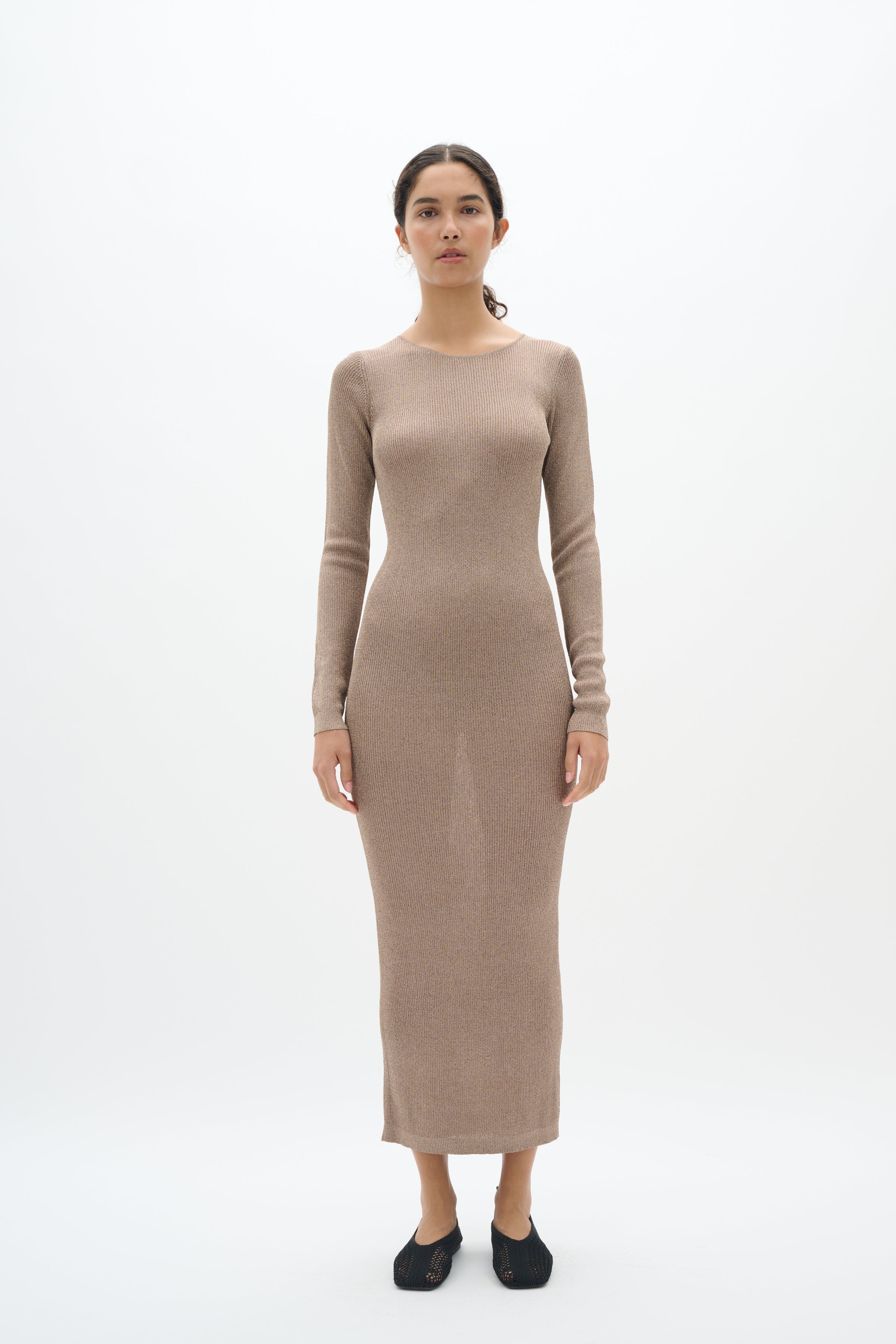 ThaniIW glitter Klänning LOOKBOOK FRONT 30109775-300031