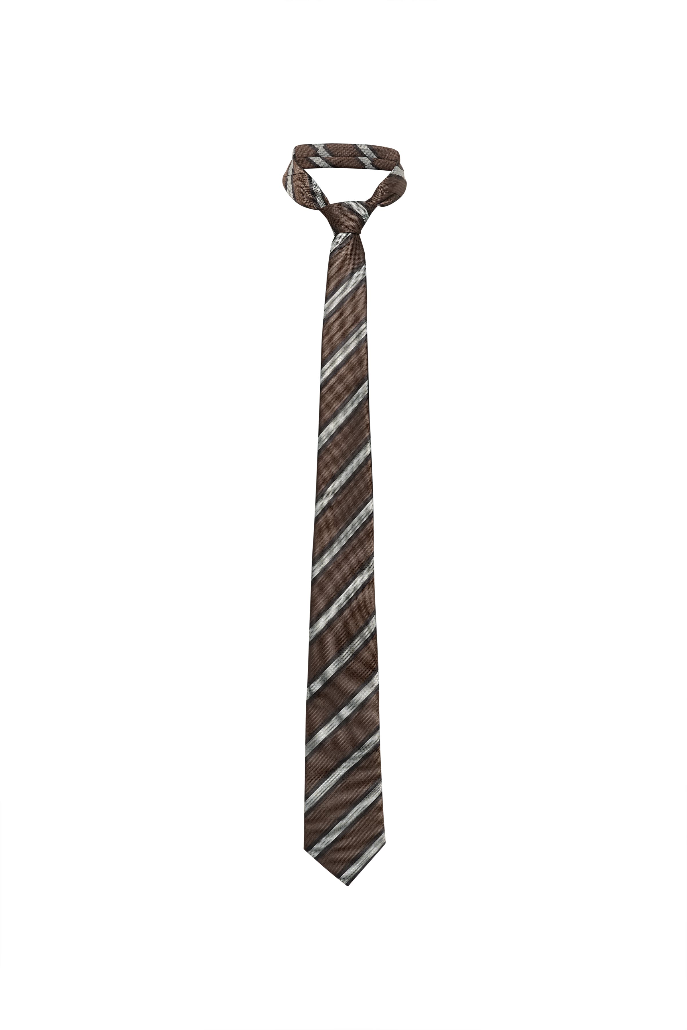 MAtie Tie PACK FRONT 30208732-190812