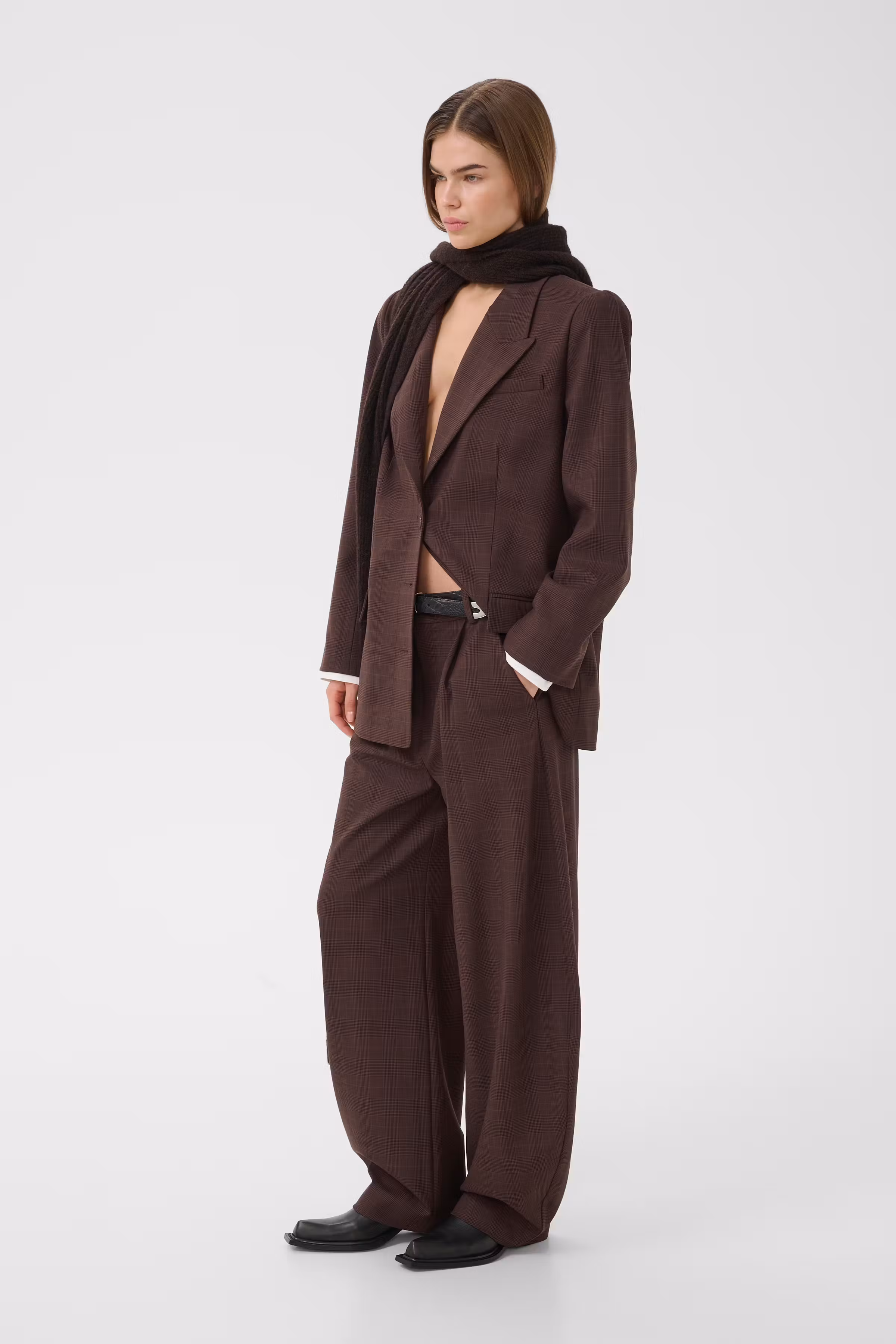 GZlavana Blazer LOOKBOOK FRONT 10911435-109903