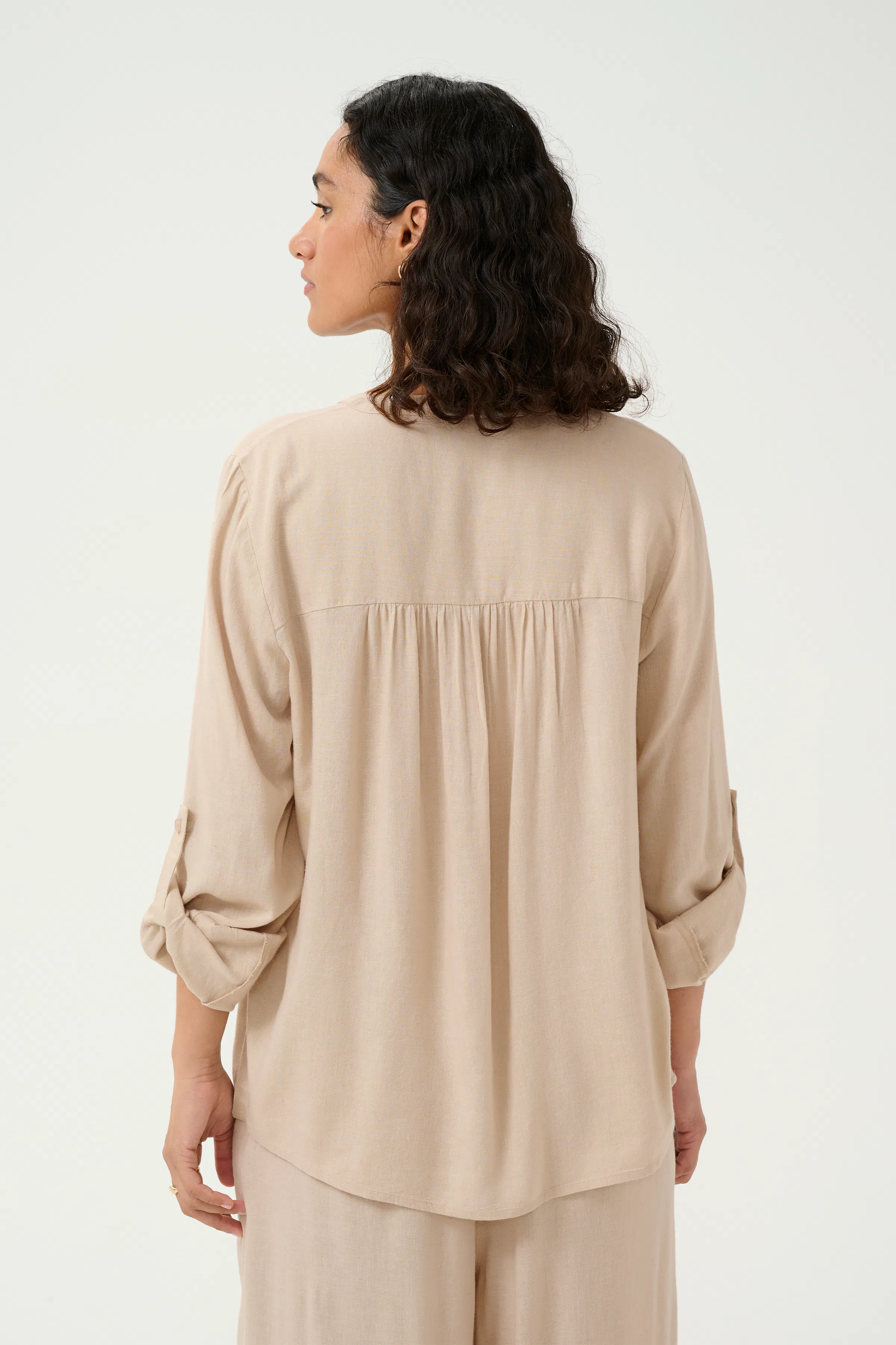 KAmilia Lin bluse LOOKBOOK BACK 10508313-151305
