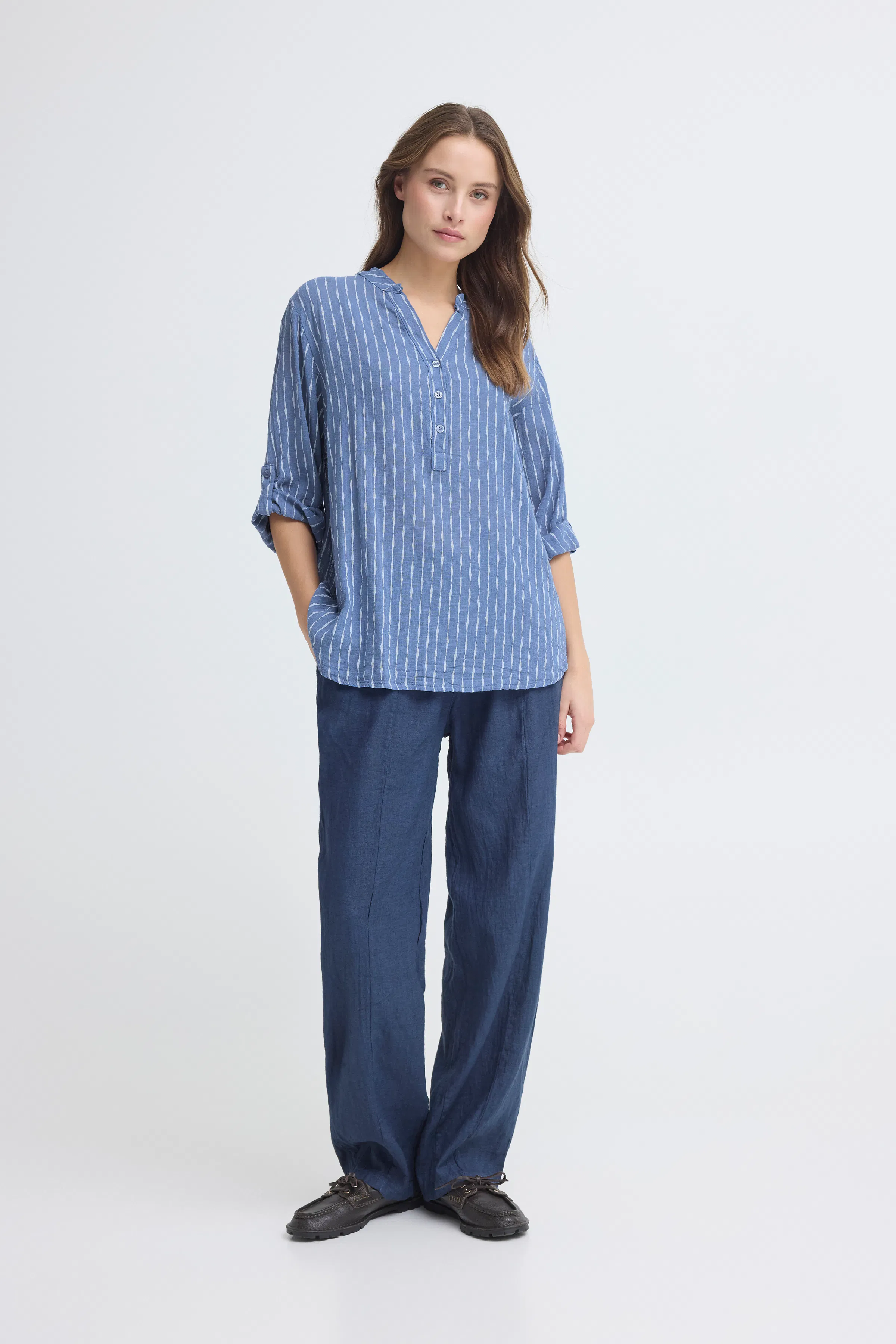 SBALEXIA Blus LOOKBOOK FRONT 22101158-173917