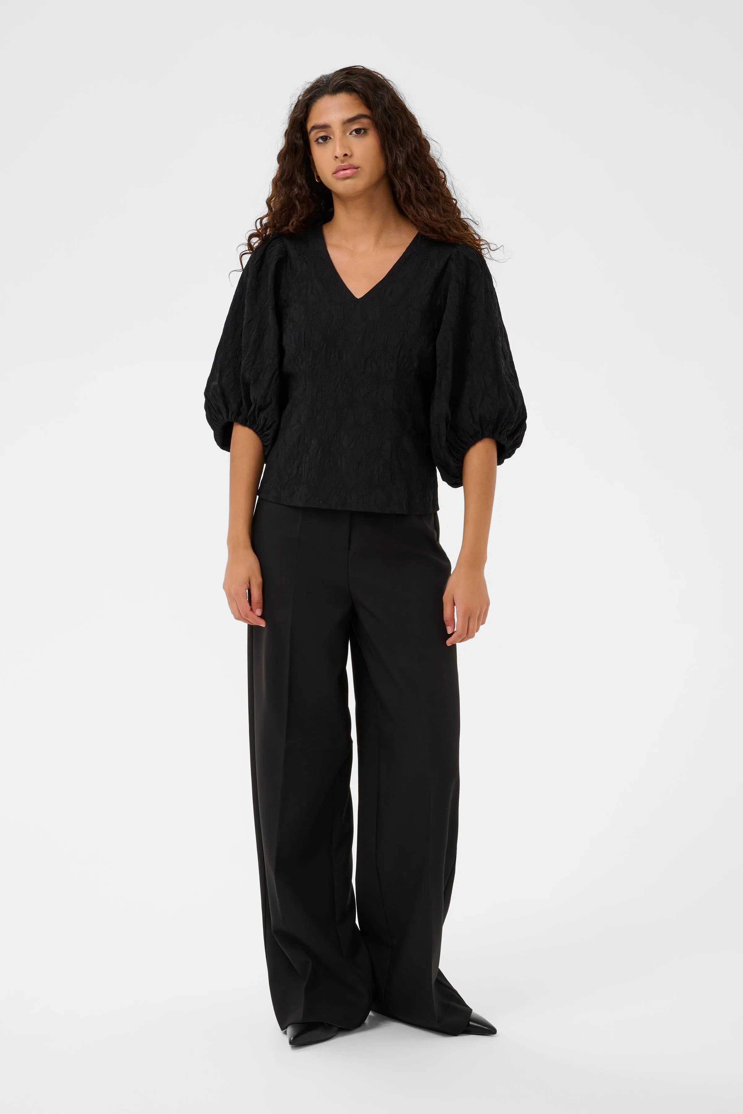 SLMaybel Bluse LOOKBOOK FRONT 30408805-194008