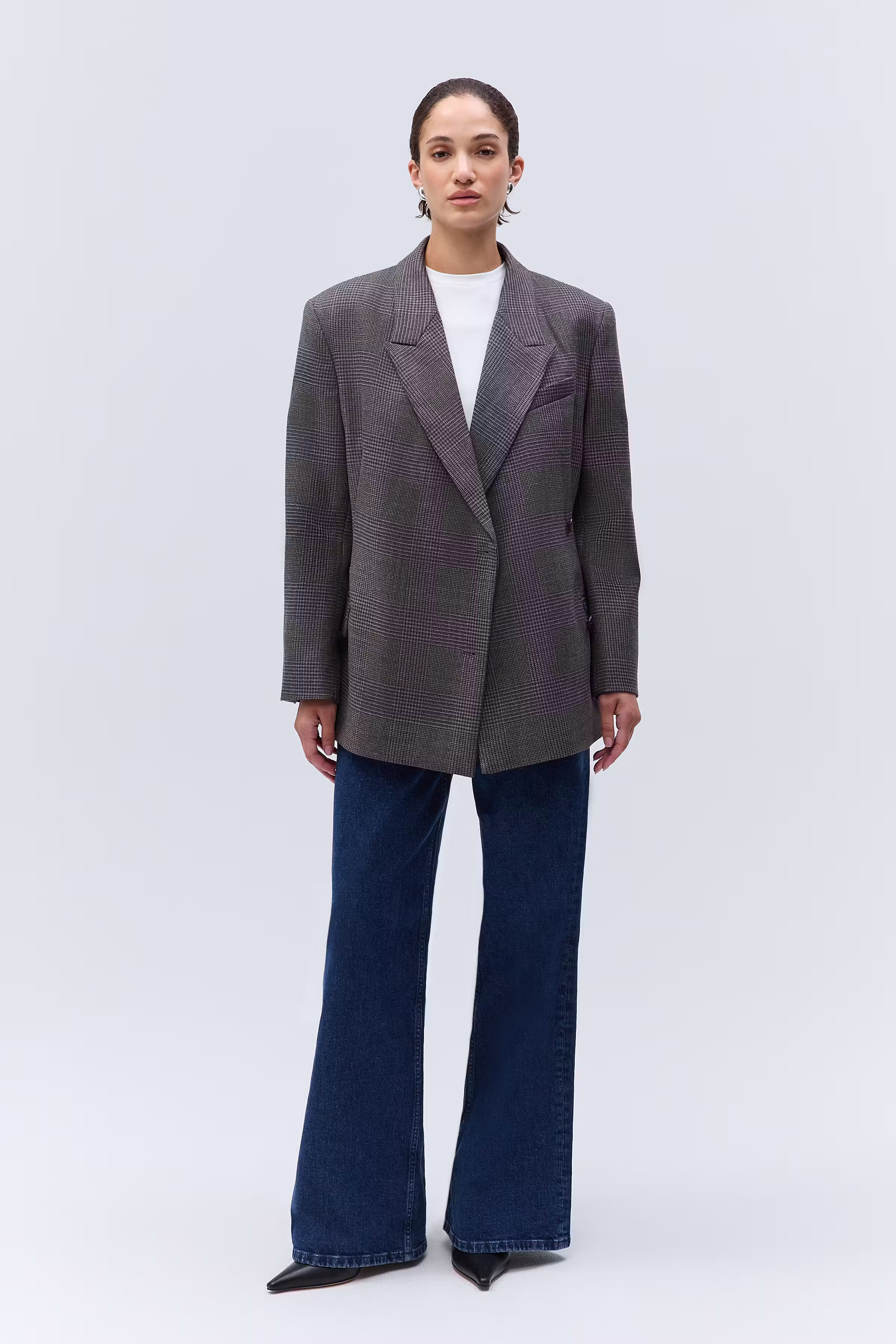 IOJunia Blazer LOOKBOOK FRONT 30600054-MC1999