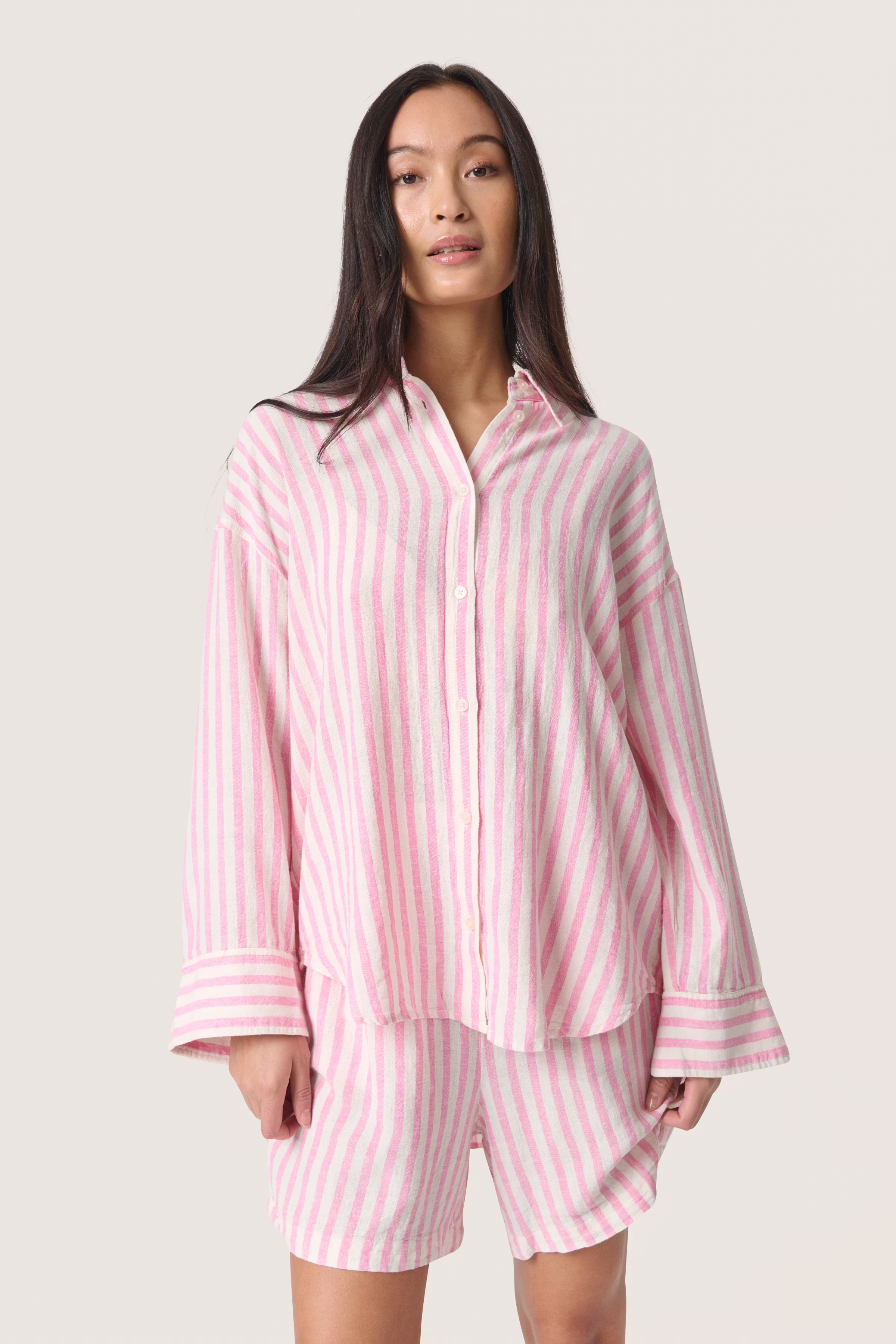 SLBeliro Linnen Overhemd LOOKBOOK FRONT 30408512-304074