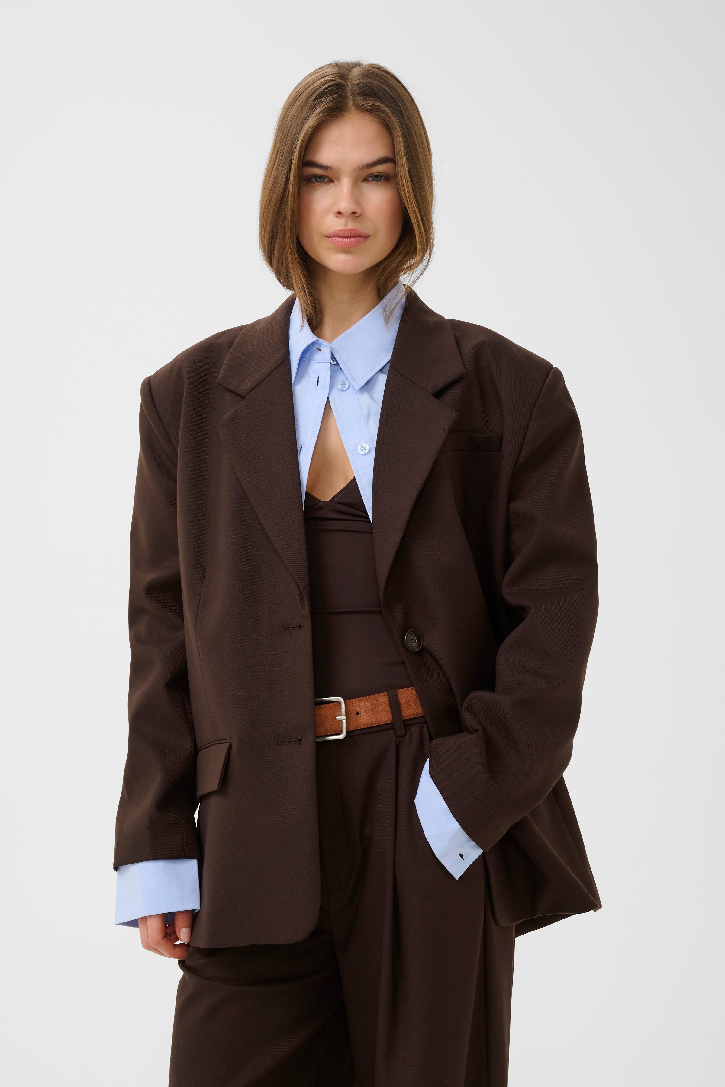 GZpaula Blazer LOOKBOOK FRONT 10910493-191106