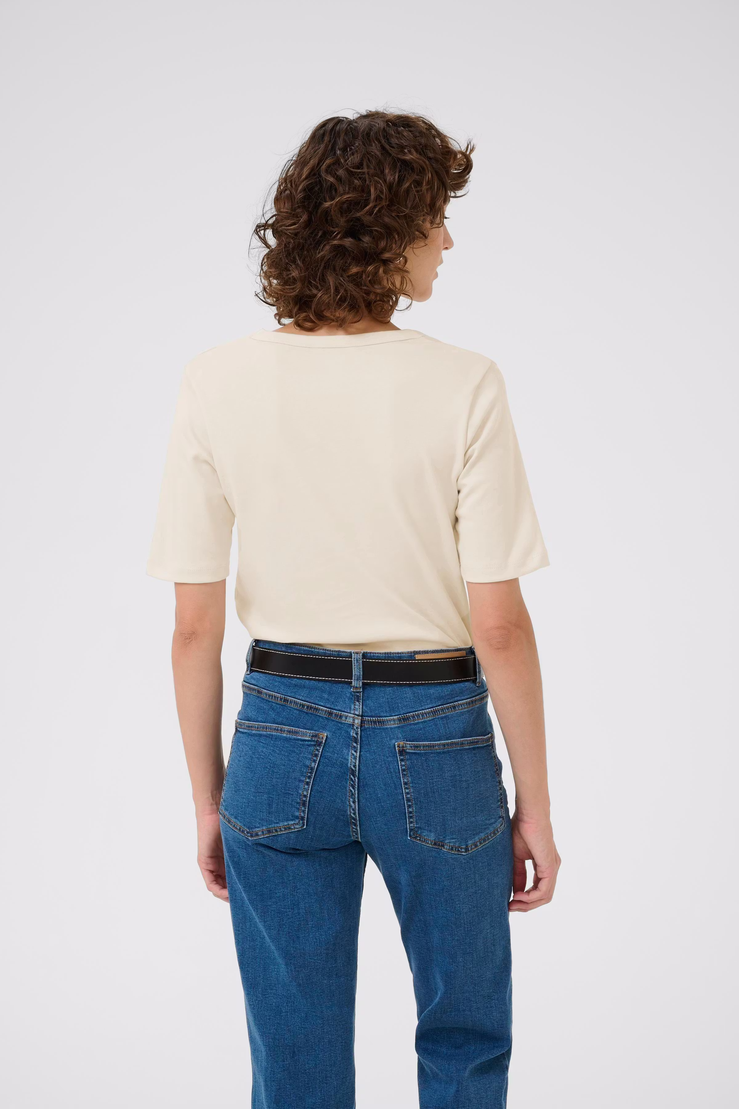 RatanaPW T-shirt LOOKBOOK BACK 30309870-120304