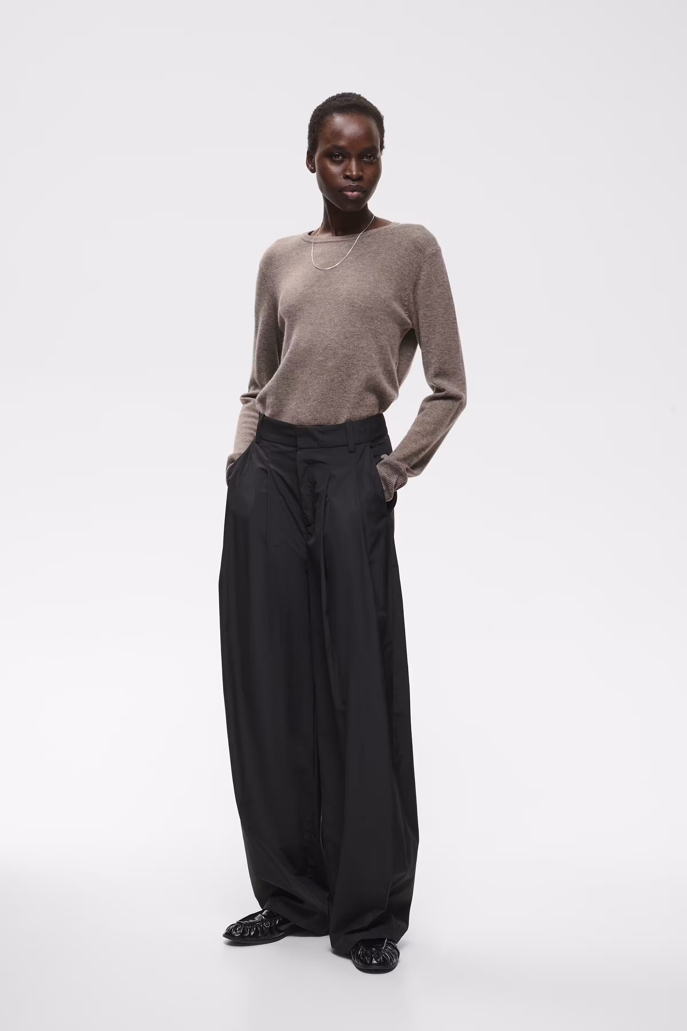 OGATAIW Byxor LOOKBOOK FRONT 30113095-194008