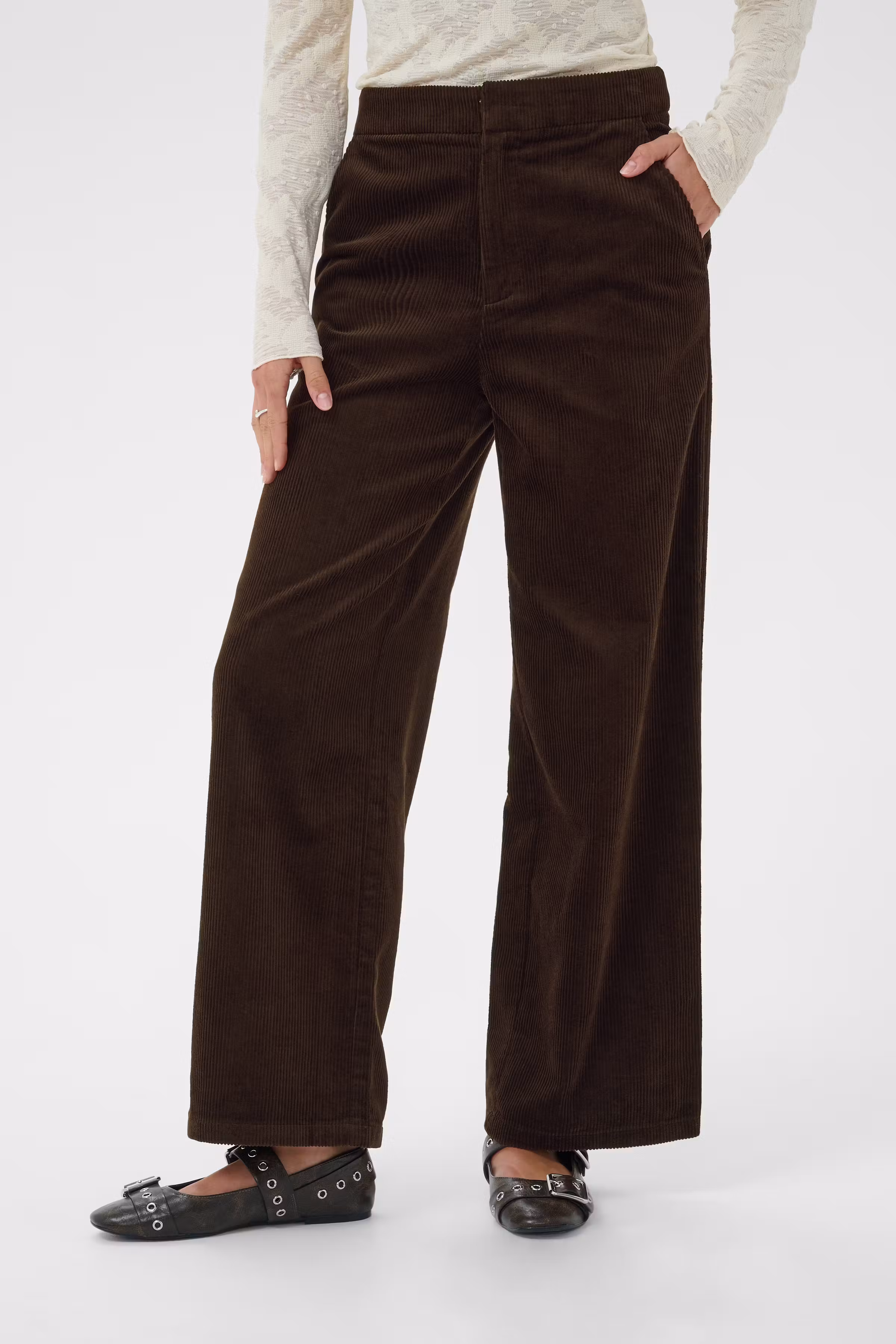 TuffiSZ Hose LOOKBOOK FRONT 30515772-191111
