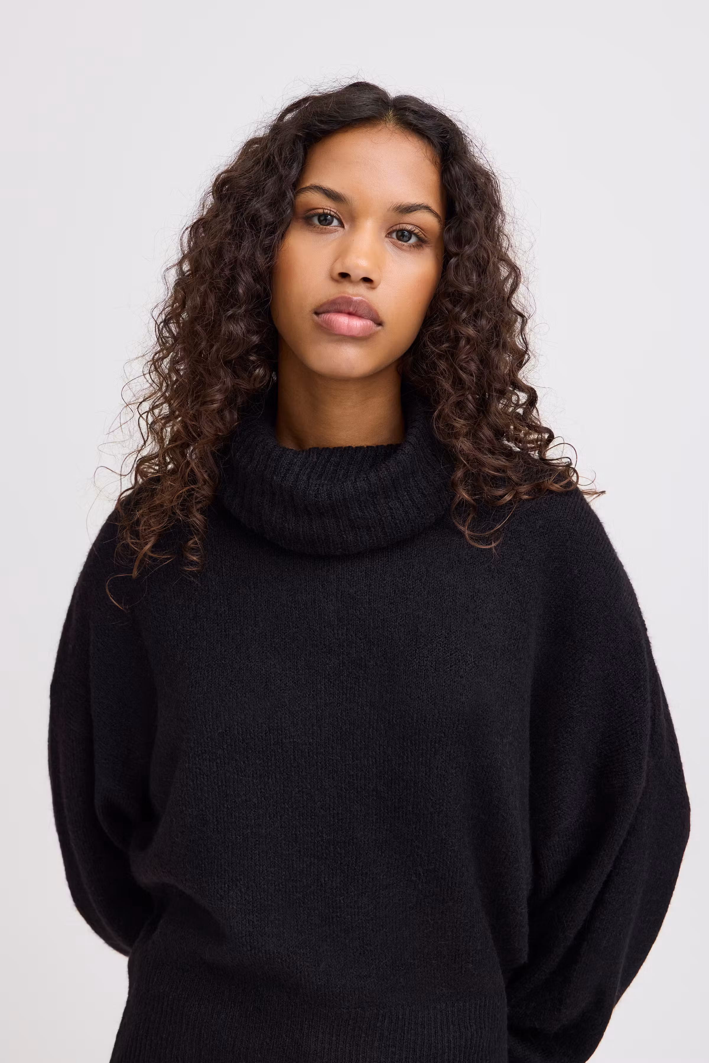 IHKAMARA Pullover LOOKBOOK DETAIL 20121996-194008