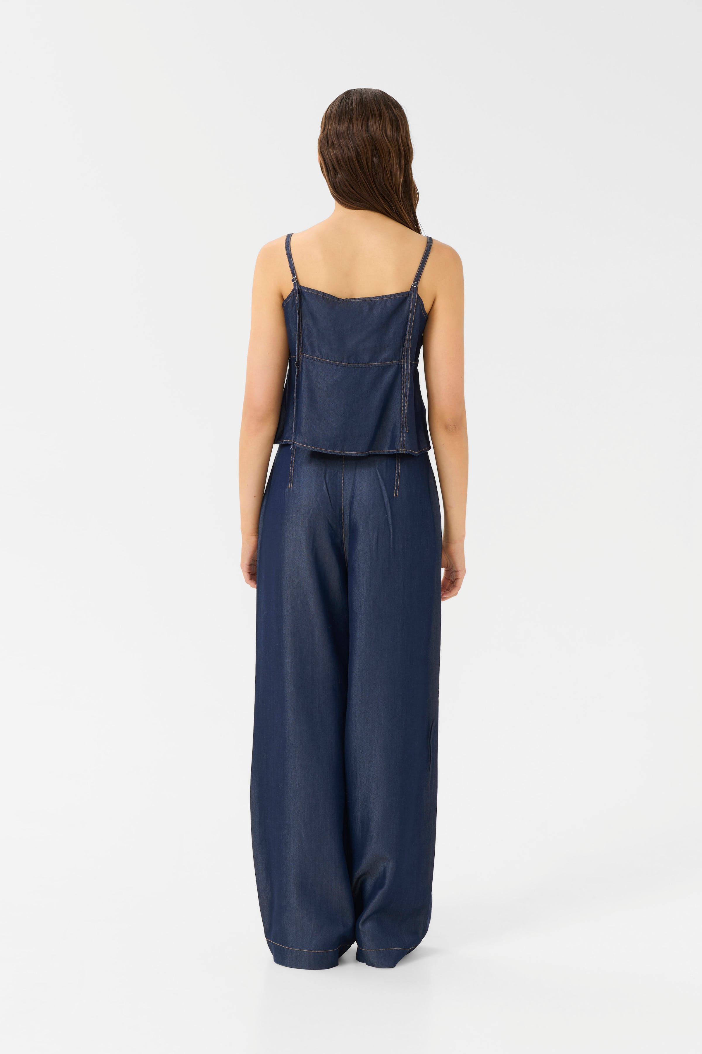 GZnia Top LOOKBOOK BACK 10910376-107762