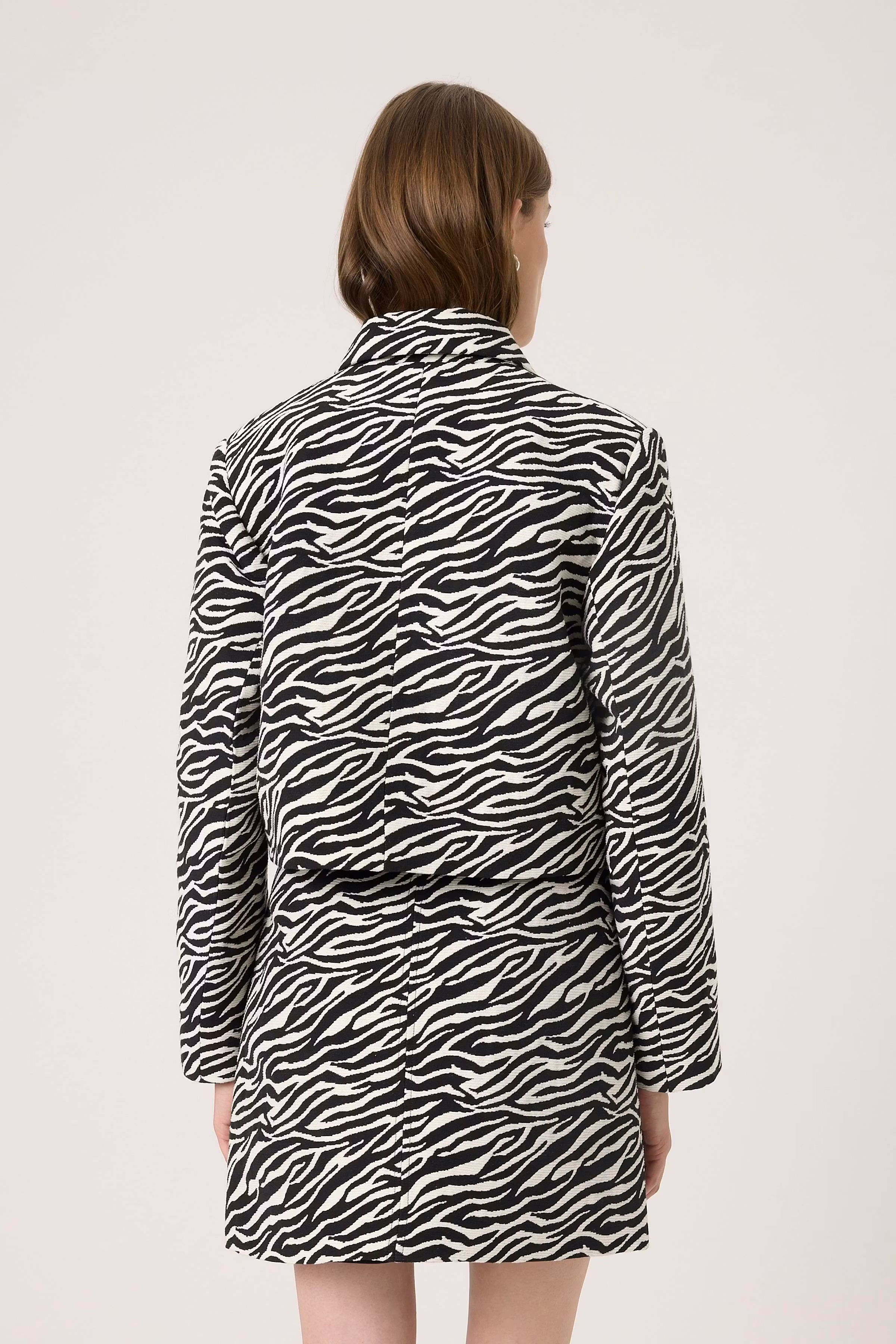 SLDarleen Blazer LOOKBOOK BACK 30408702-304329