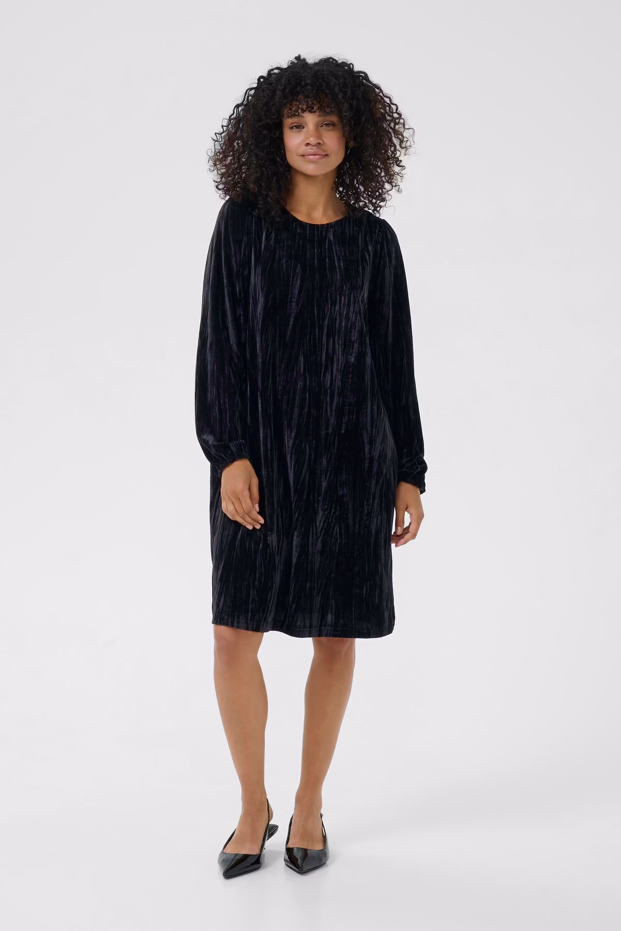 KAelva Kleid LOOKBOOK FRONT 10510980-100121