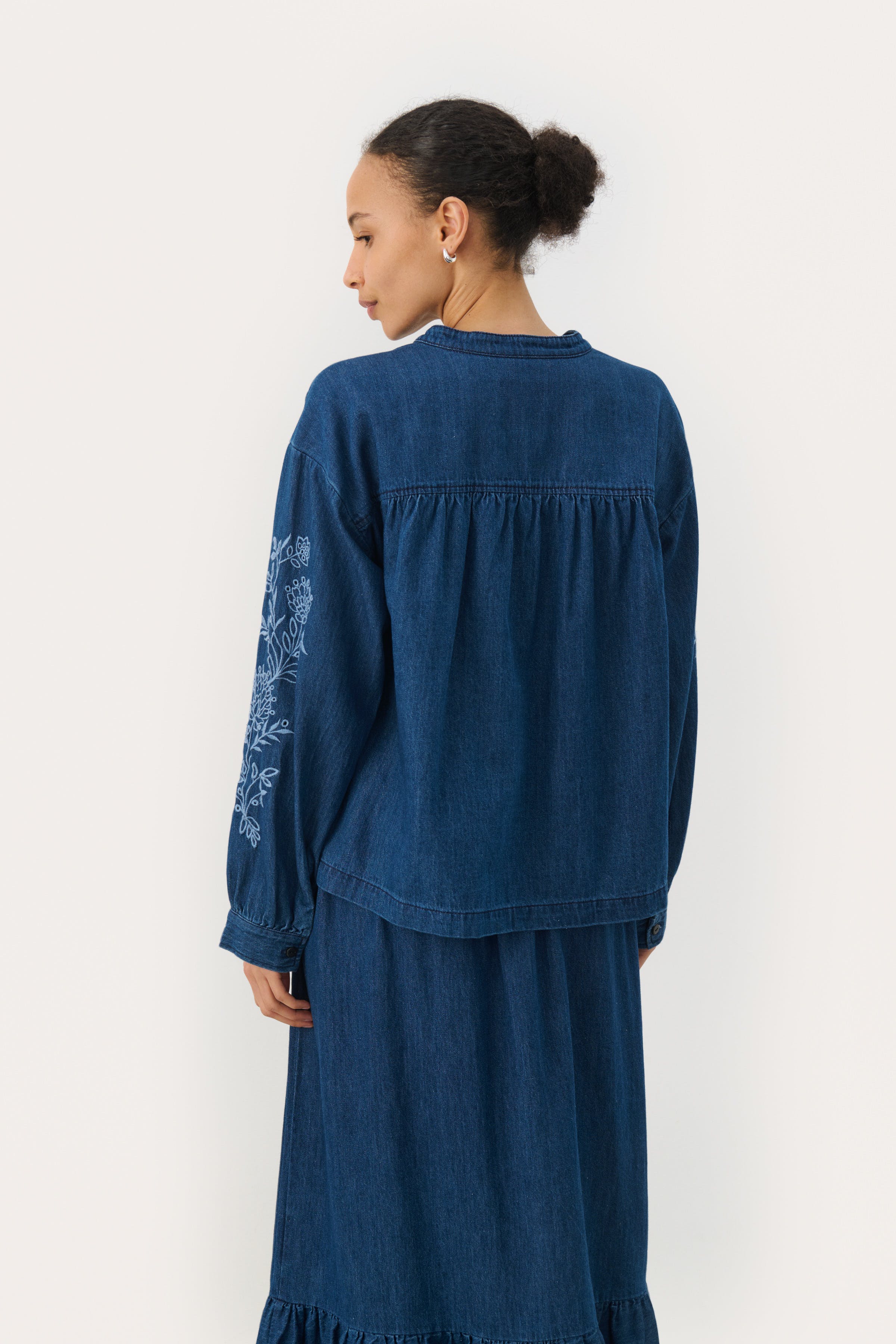 TerkaPW Blouse LOOKBOOK BACK 30309804-303982