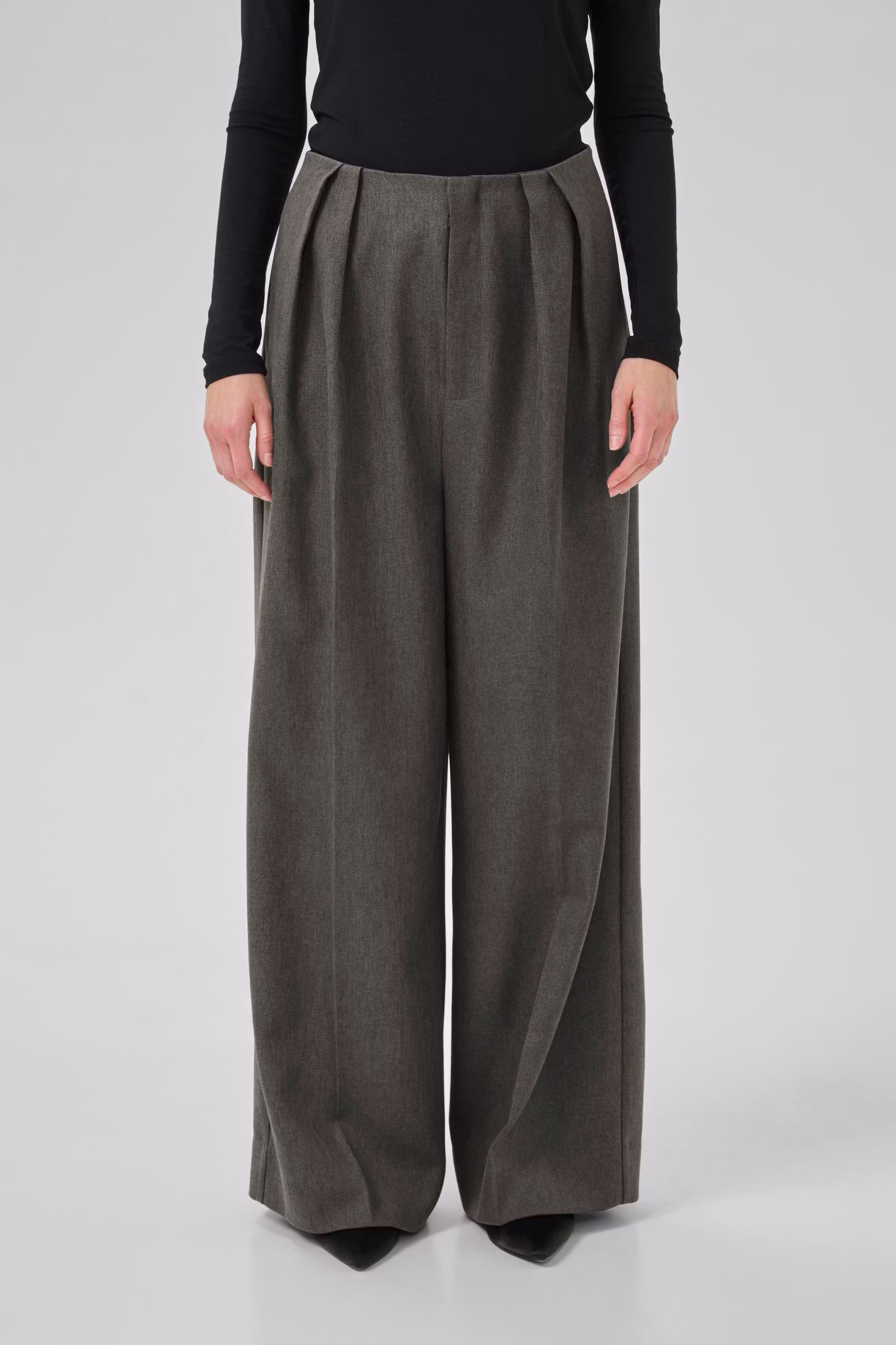 SpaceMW Broek LOOKBOOK FRONT 10705279-193906