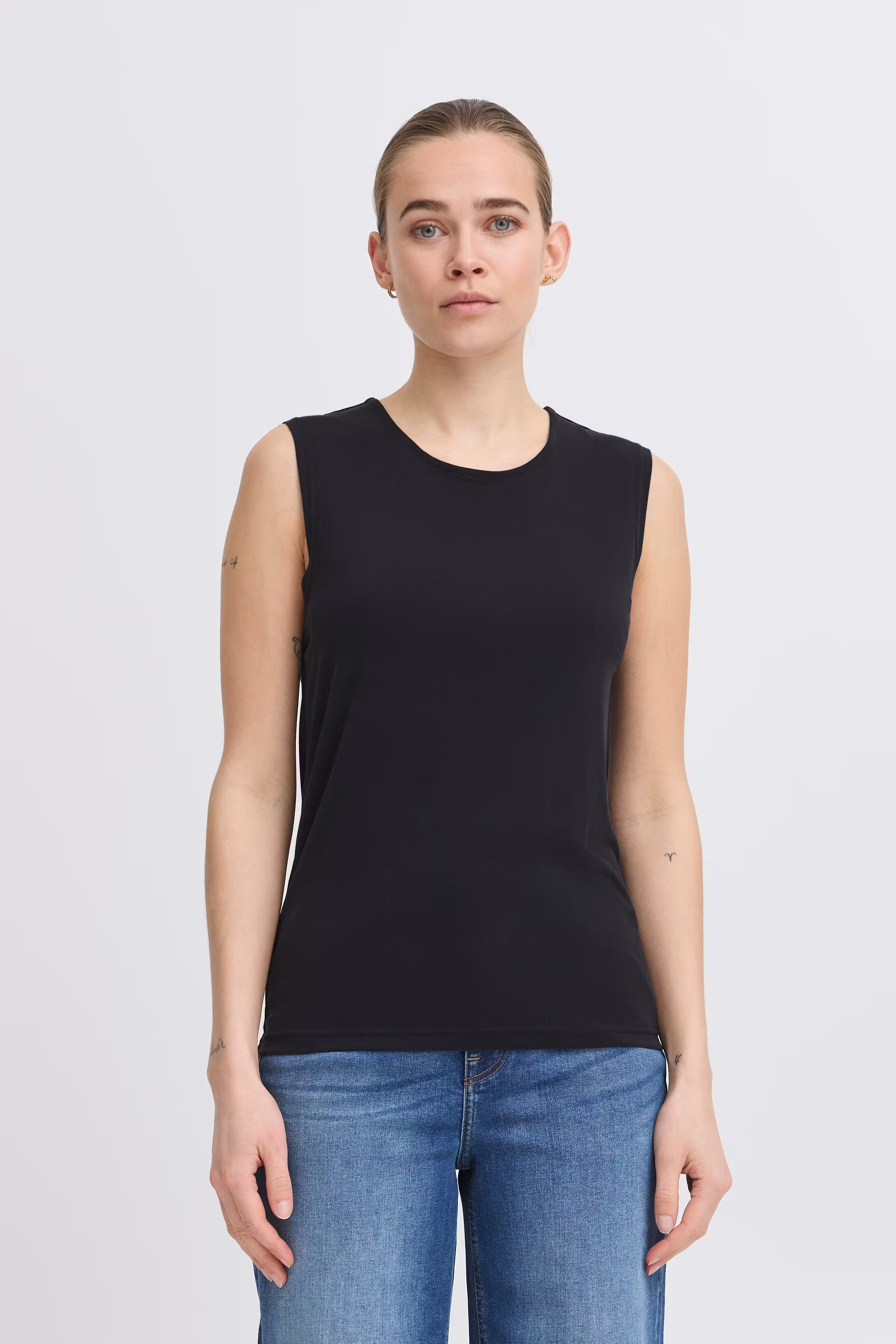 IHOPANNY Ærmeløs bluse LOOKBOOK FRONT 20123033-194008